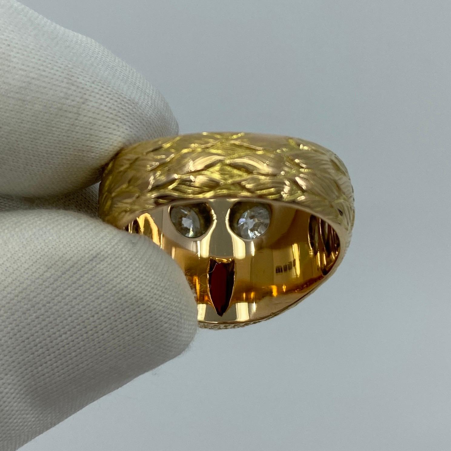 Italian Handmade Diamond & Garnet Owl 18k Yellow Gold Vintage Ring 4