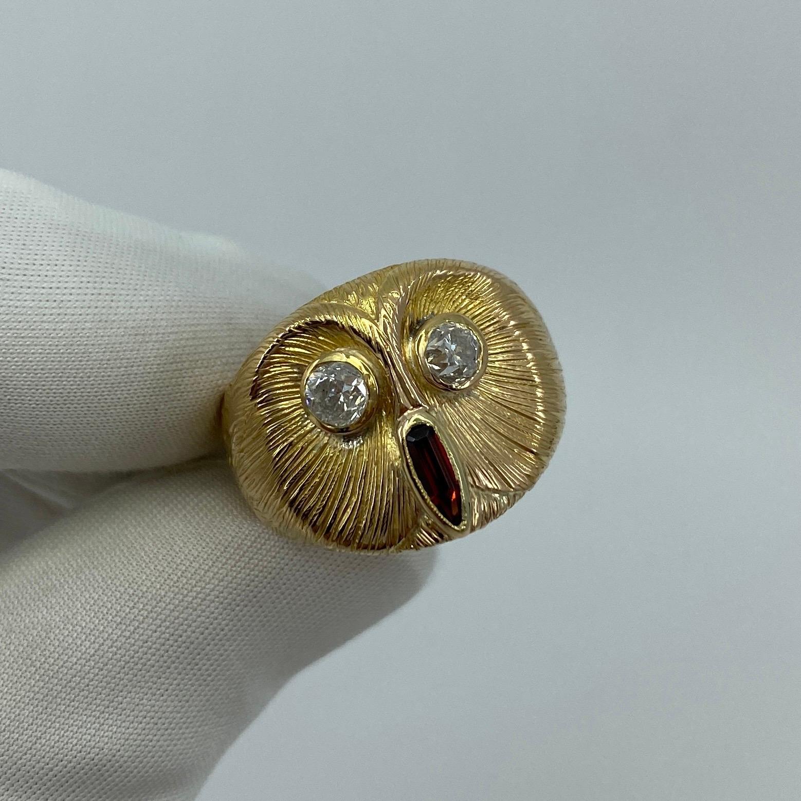 Italian Handmade Diamond & Garnet Owl 18k Yellow Gold Vintage Ring In Excellent Condition In Birmingham, GB