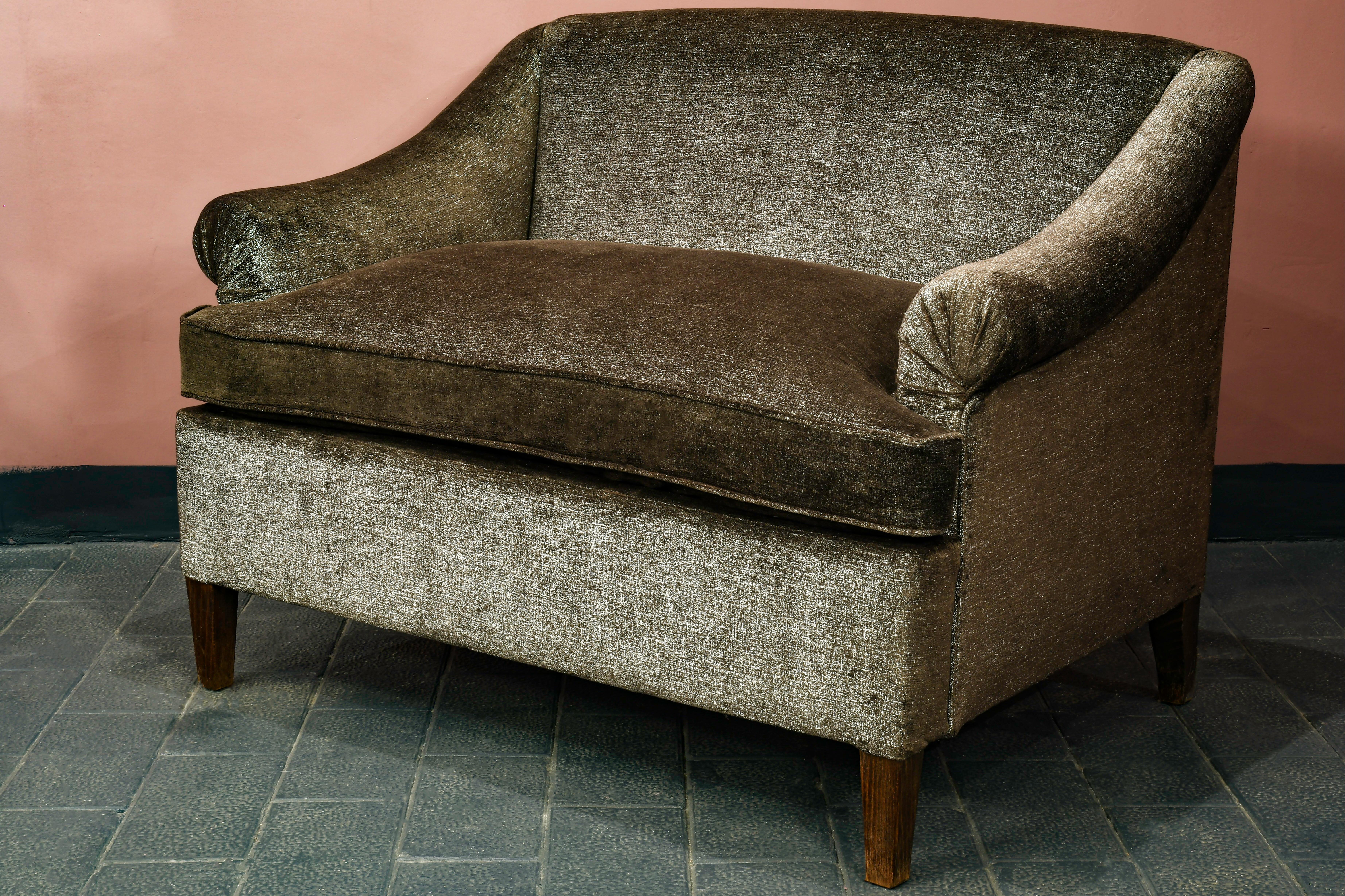This beautifully proportioned love seat was designed and custom built by master upholsterers in our Rome, Italy workshop. Constructed on a handmade beechwood frame with eight way hand tied springs, this love seat was built to last for generations