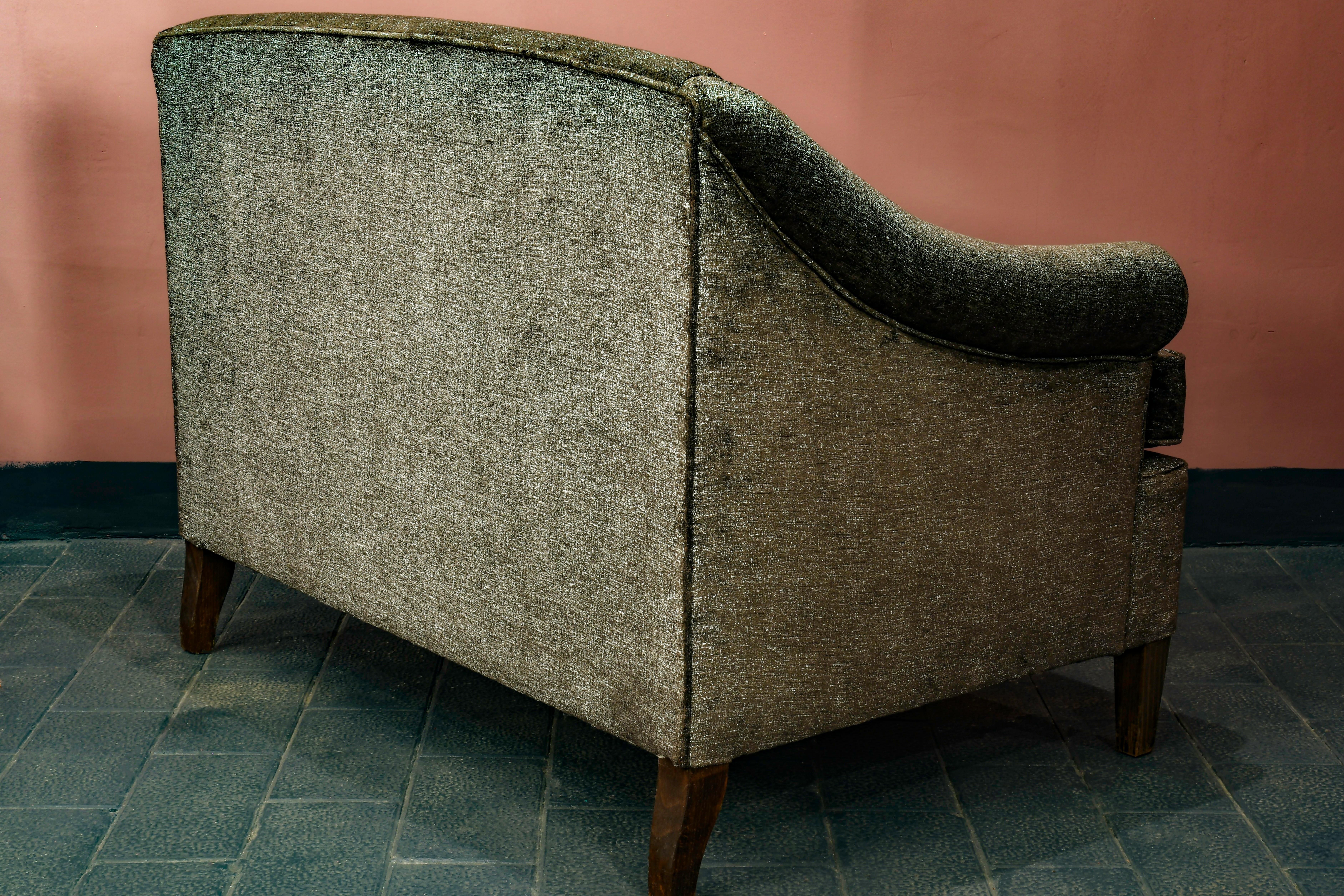 Italian Handmade Down Filled Loveseat In Excellent Condition For Sale In Roma, RM