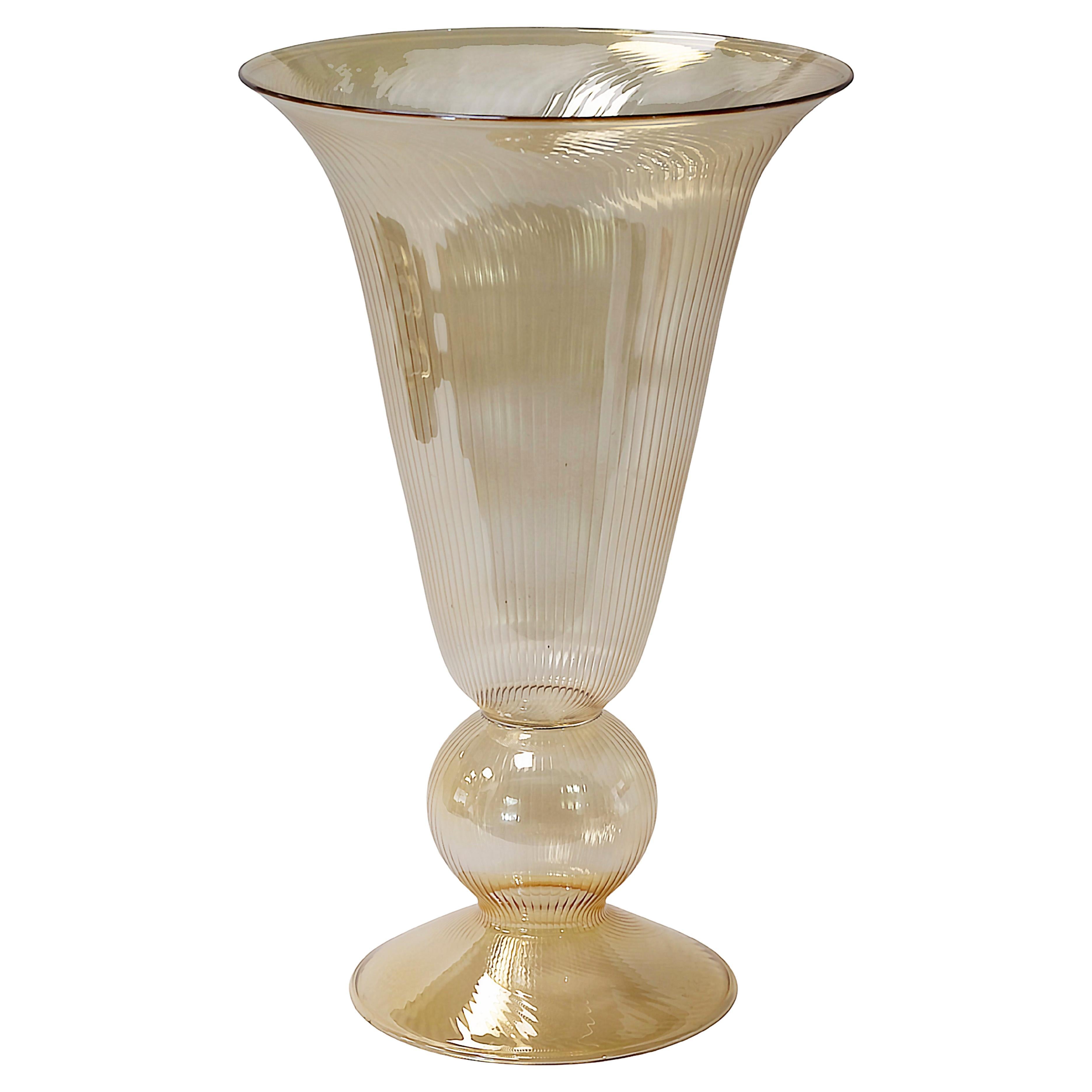 Vaso di vetro italiano fatto a mano in vendita