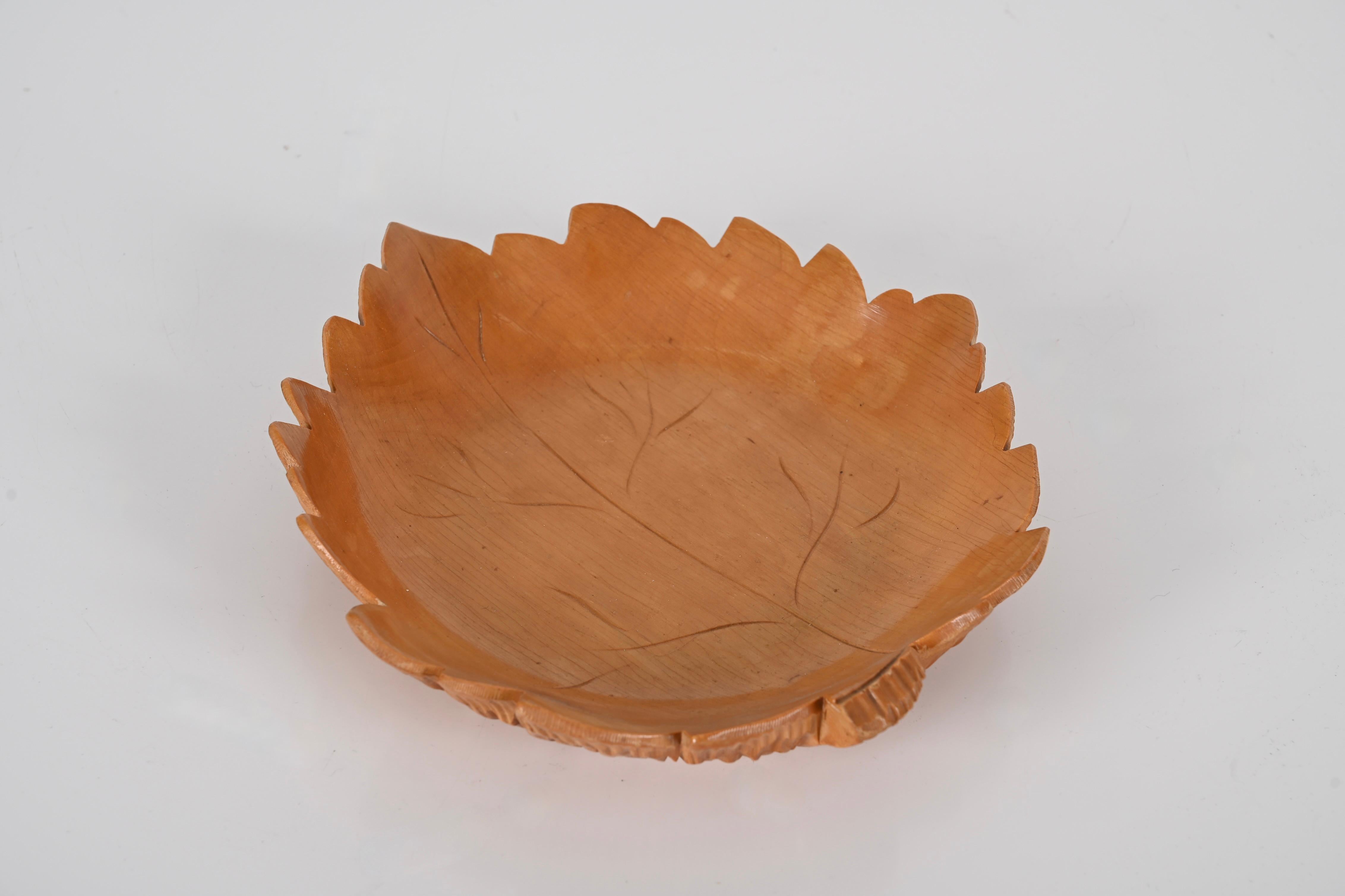 Italian Handmade Maple Leaf Shaped Centerpiece, Aldo Tura for Macabo, 1950s For Sale 3