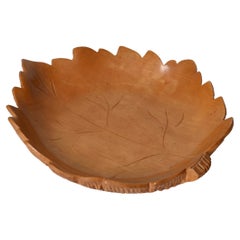 Italian Handmade Maple Leaf Shaped Centerpiece, Aldo Tura for Macabo, 1950s