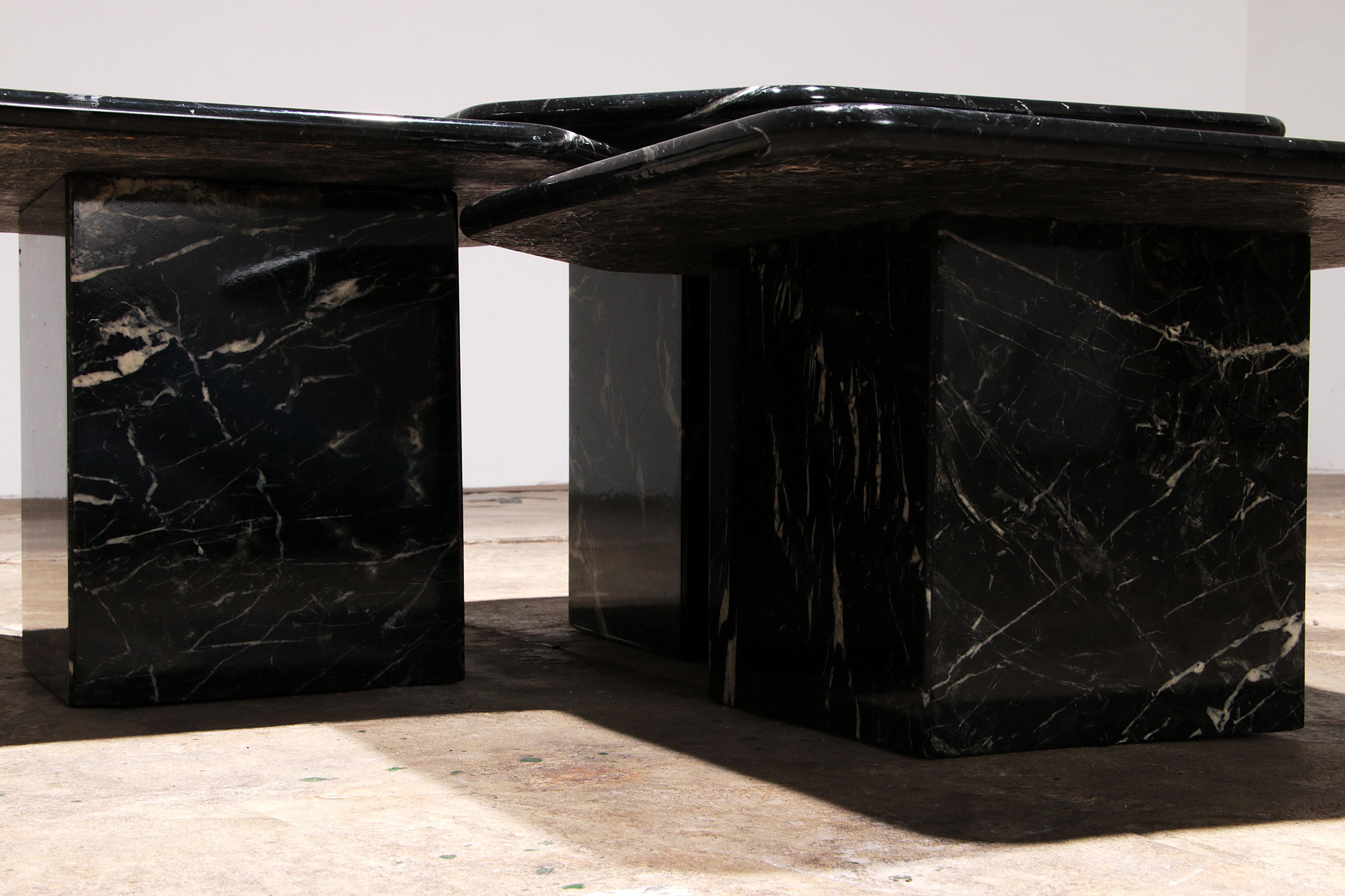Italian handmade marble side tables set of 3, 1970 For Sale 1
