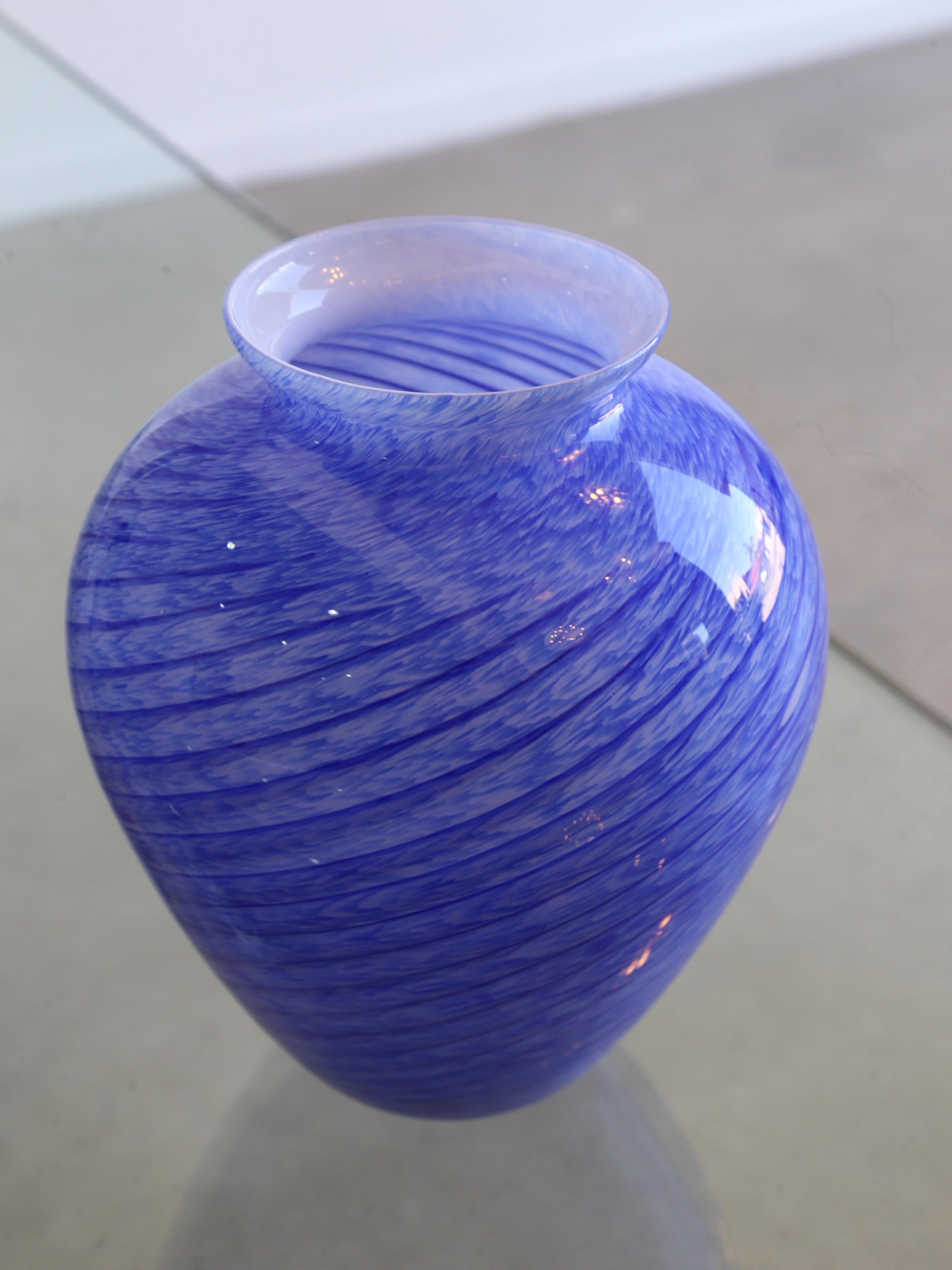 Italian Handmade Murano Glass Blue Vase, 1960s For Sale 3