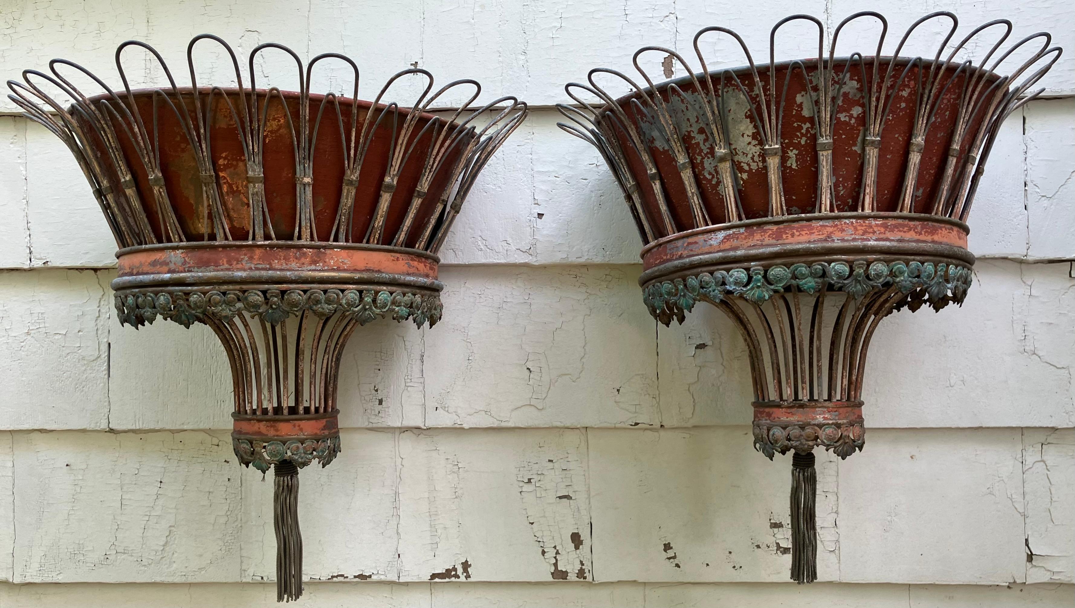 Jardineras de pared colgantes italianas en venta 2