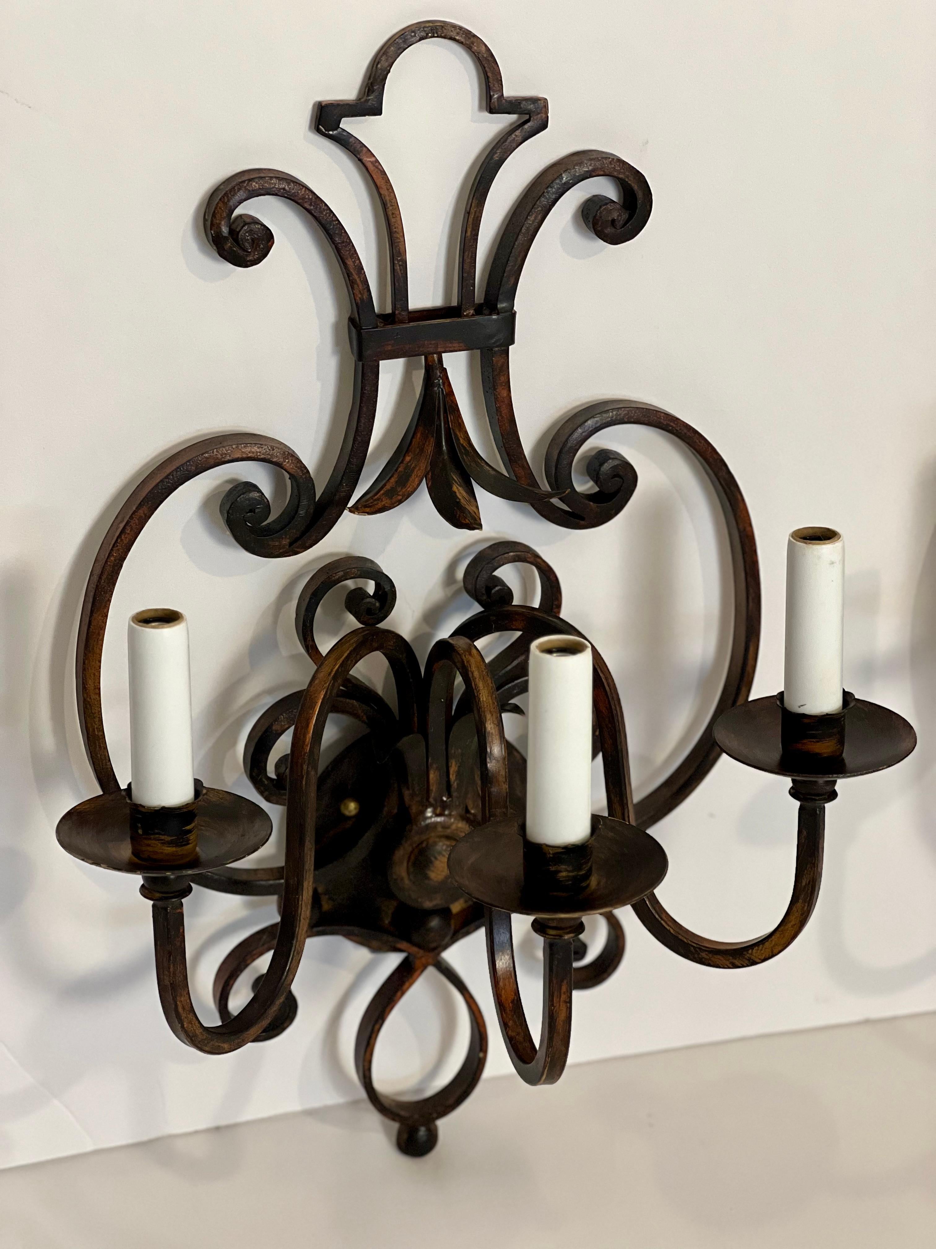 Italian Harp Shaped Iron Sconces in Blackened Rust In Good Condition For Sale In Doylestown, PA