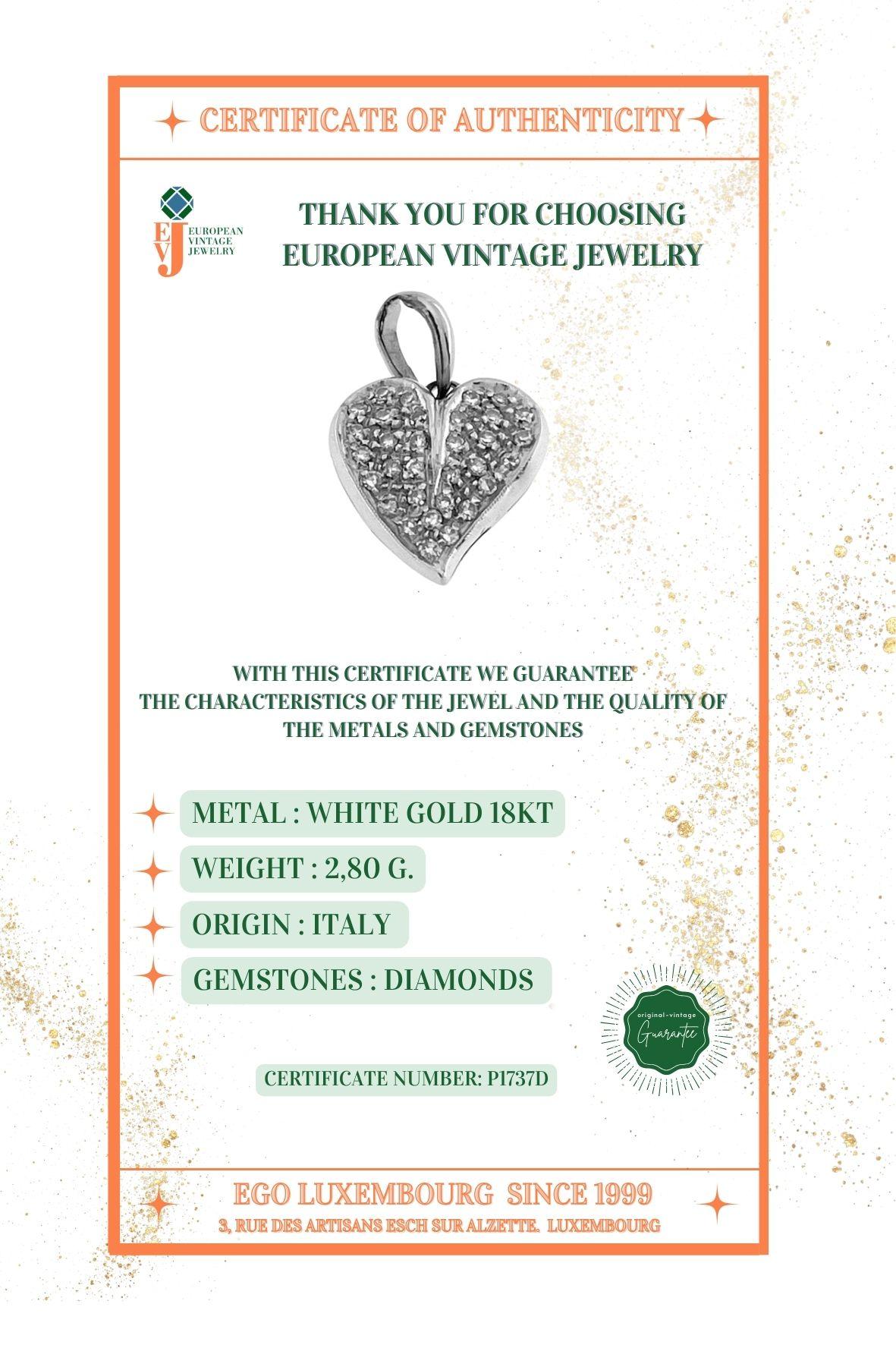 Italian Heart Pendant White Gold with Diamonds For Sale 1
