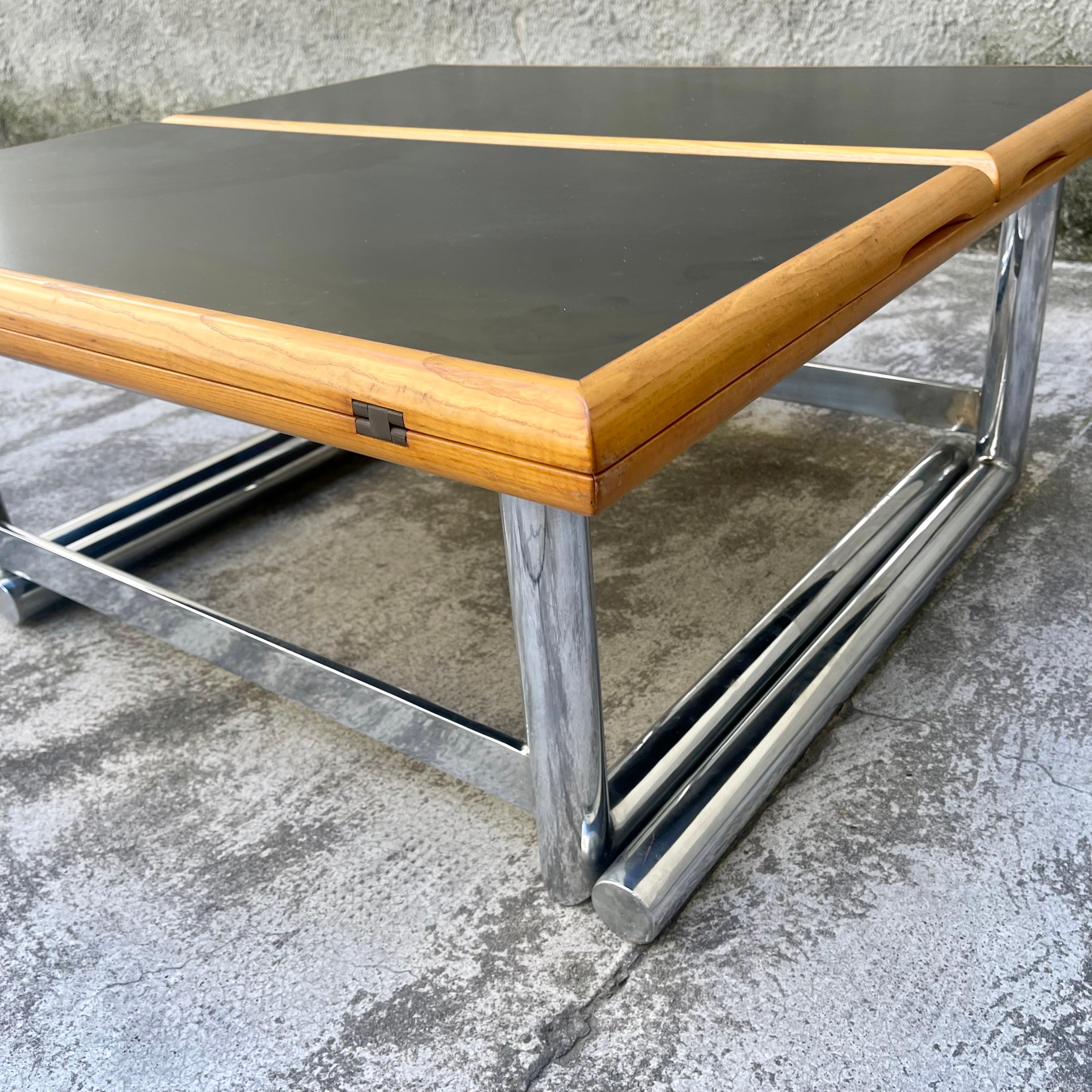 Mid-Century Modern Italian Height-Adjustable Table, 1980s For Sale