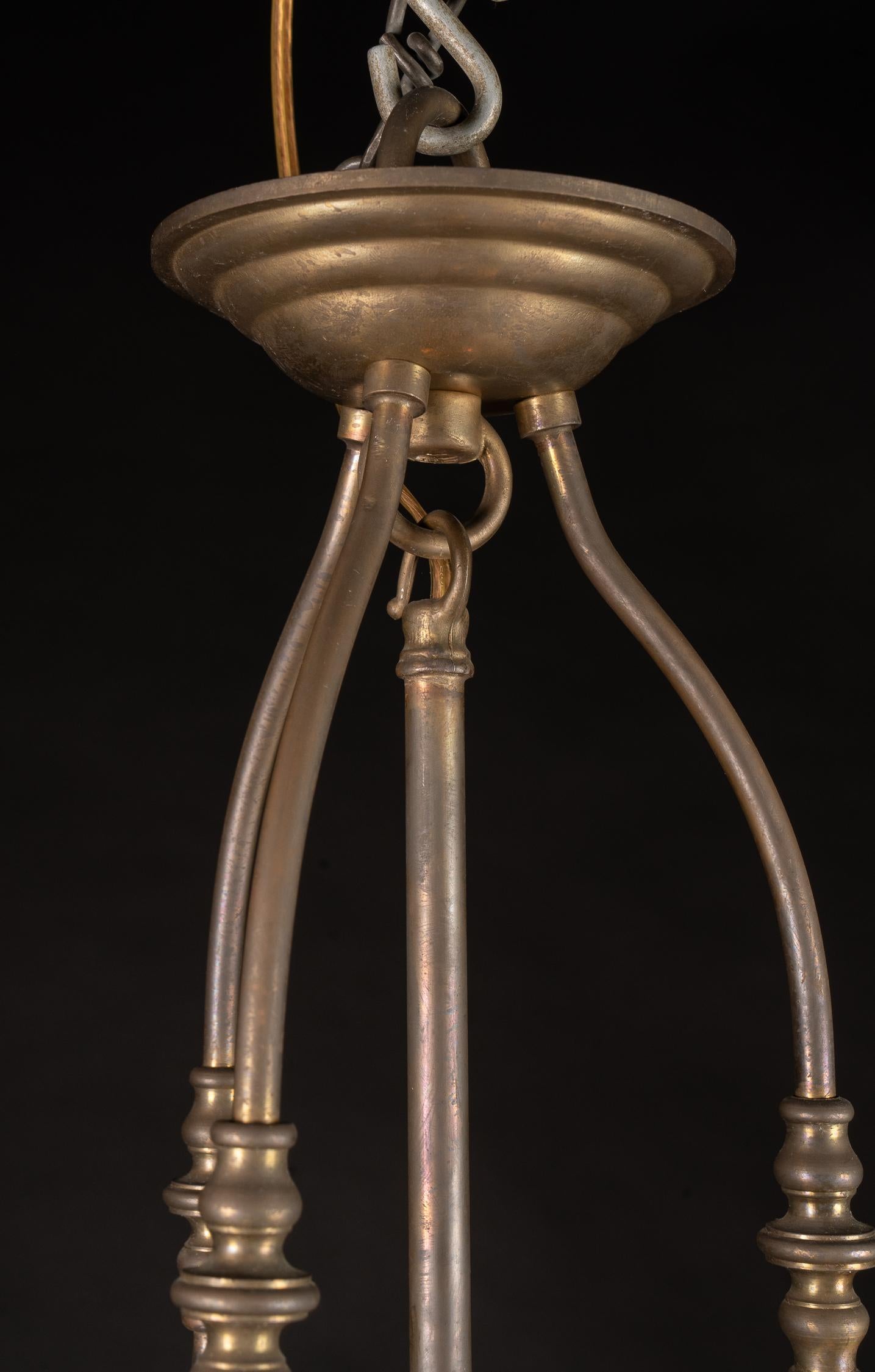 Italian Hexagonal Lantern, Mid 20th Century In condizioni buone in vendita a New Orleans, LA