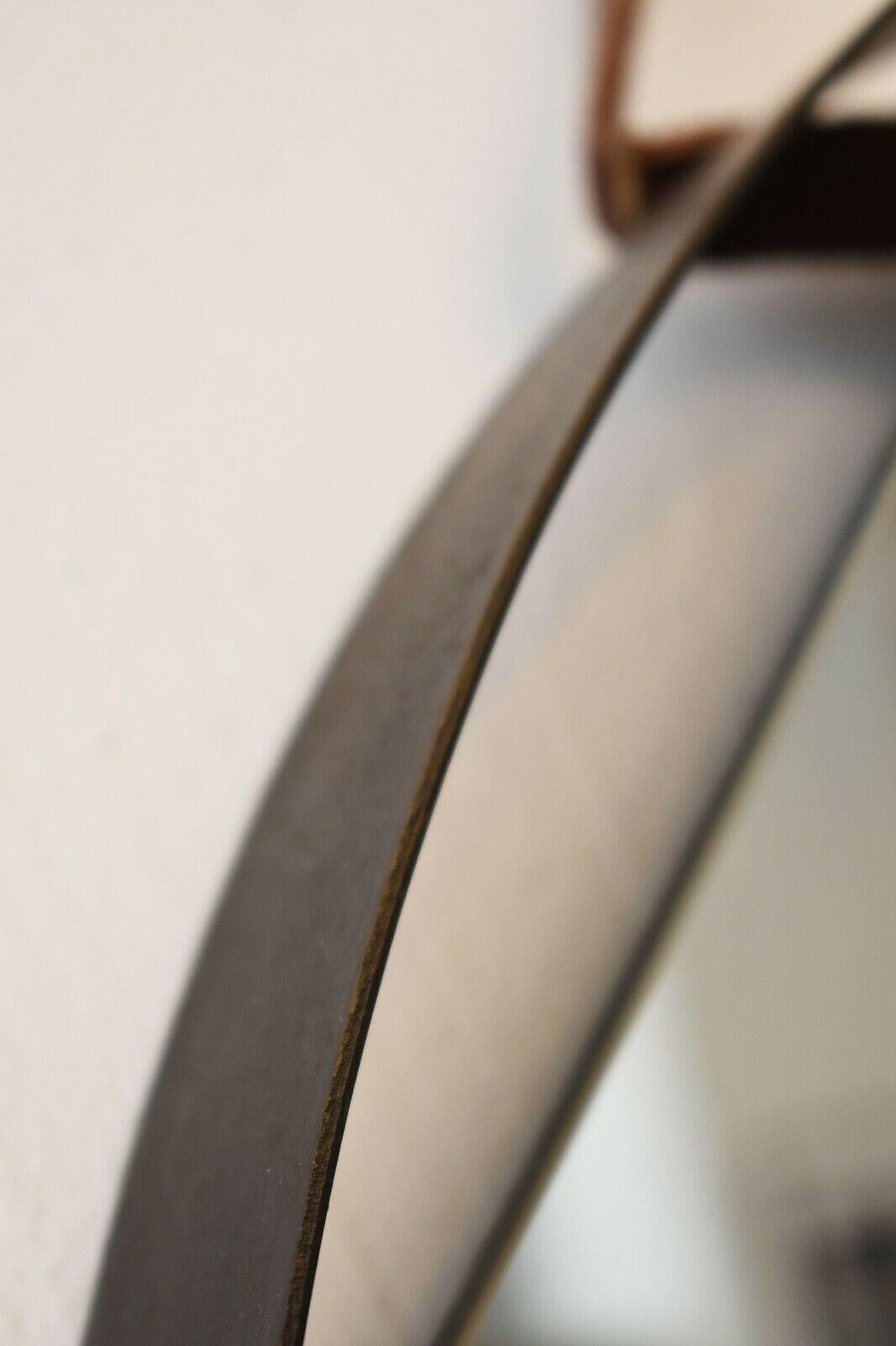Italienischer sechseckiger italienischer Spiegel mit kreisförmigem Messingrahmen im Zustand „Gut“ in London, GB
