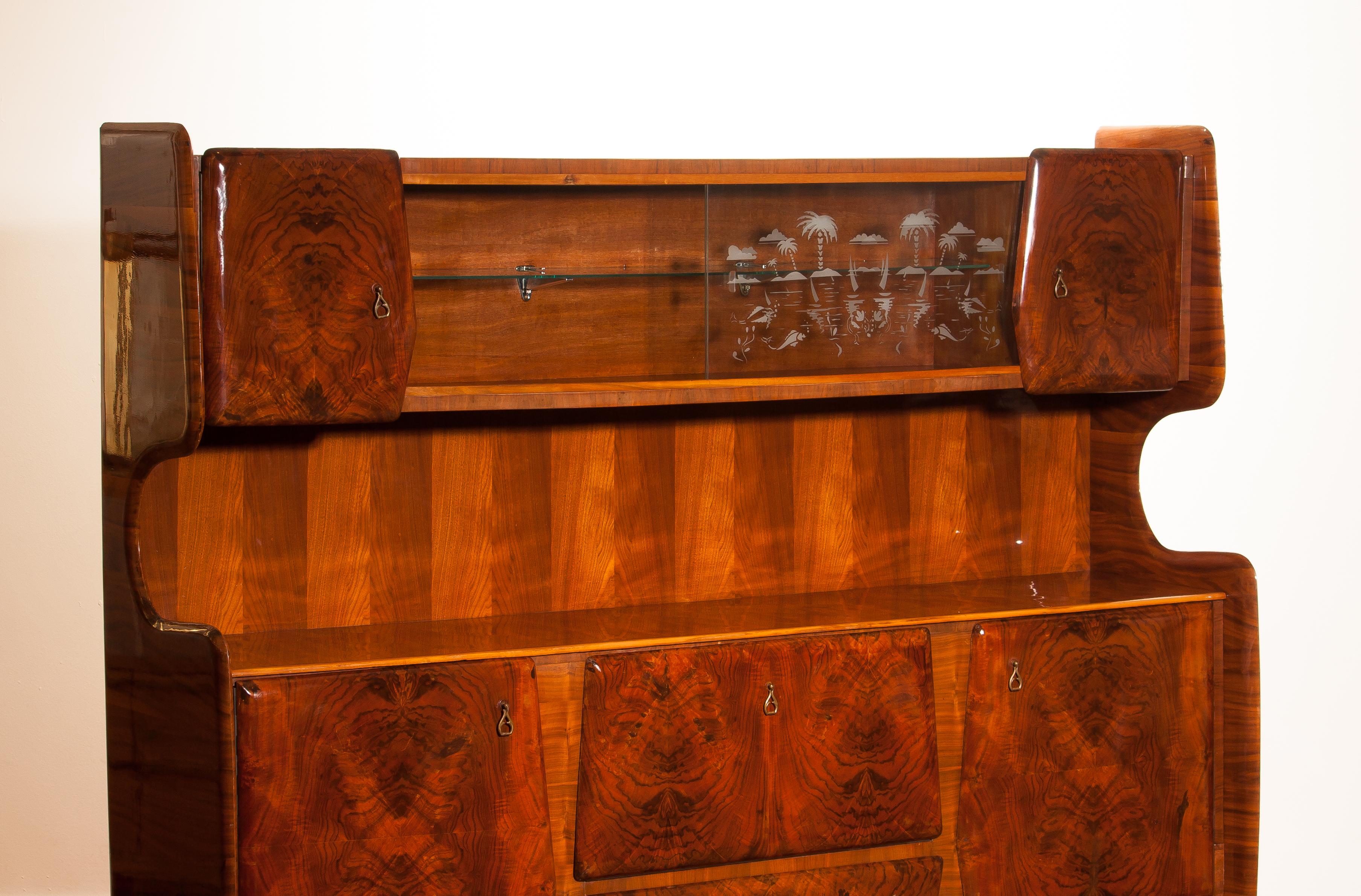 Mid-Century Modern Italian Highboard / Buffet Cabinet in Burl Wood and Walnut by Vittorio Dassi