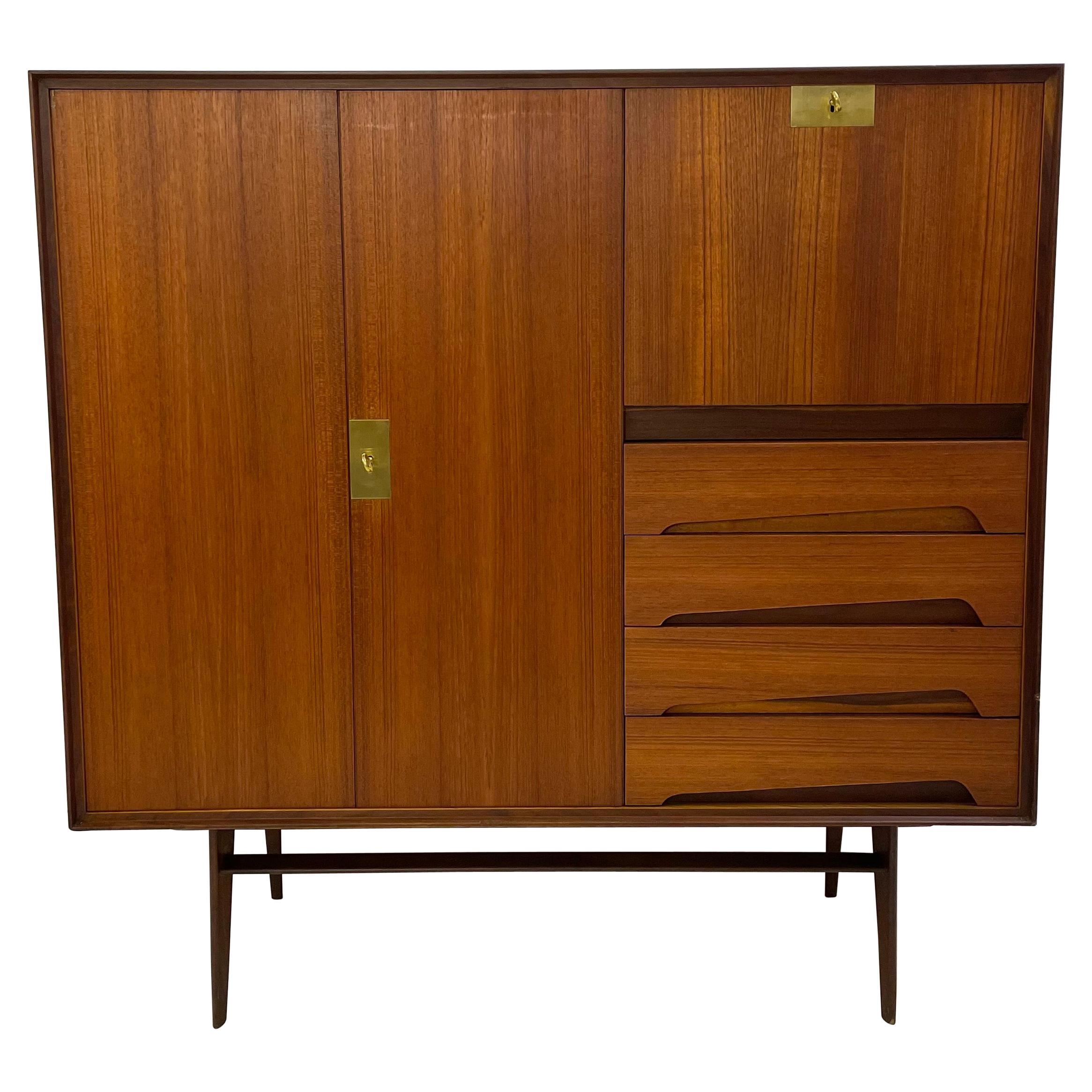 Mid-Century Modern Highboard by Vittorio Dassi, 1950s