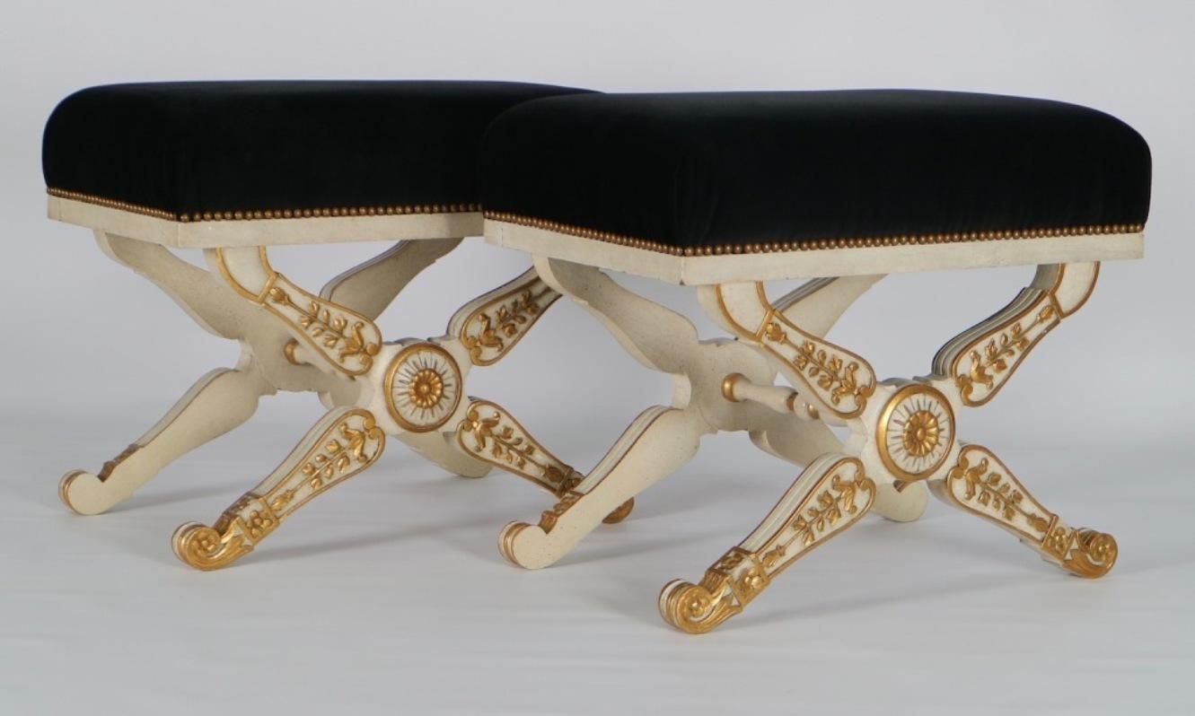 20th Century Italian Hollywood Regency Benches in Carved Wood and Black Velvet