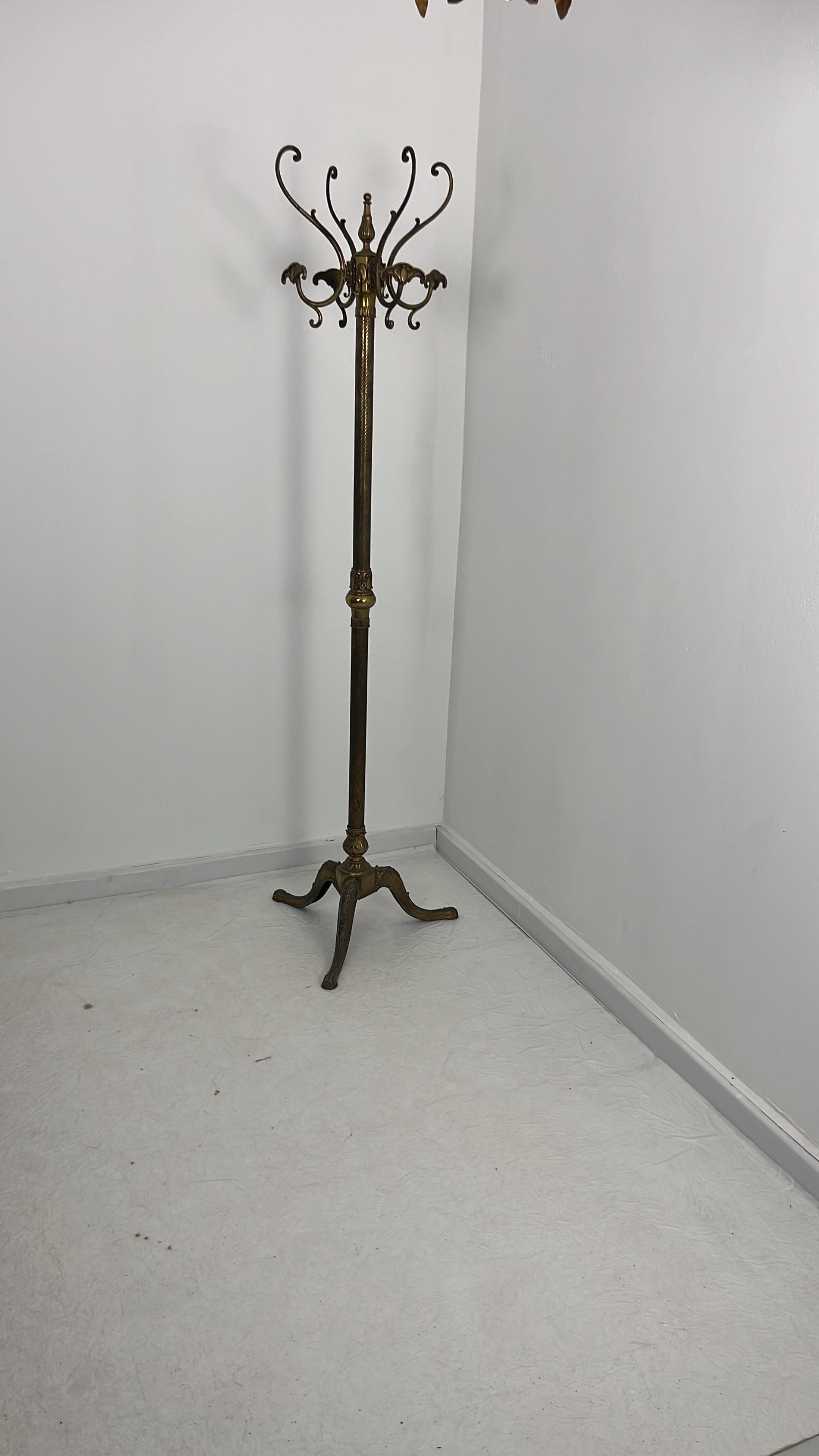 Italienischer Hollywood-Regency-Garderobenständer aus Messing, 1960er Jahre im Angebot 6