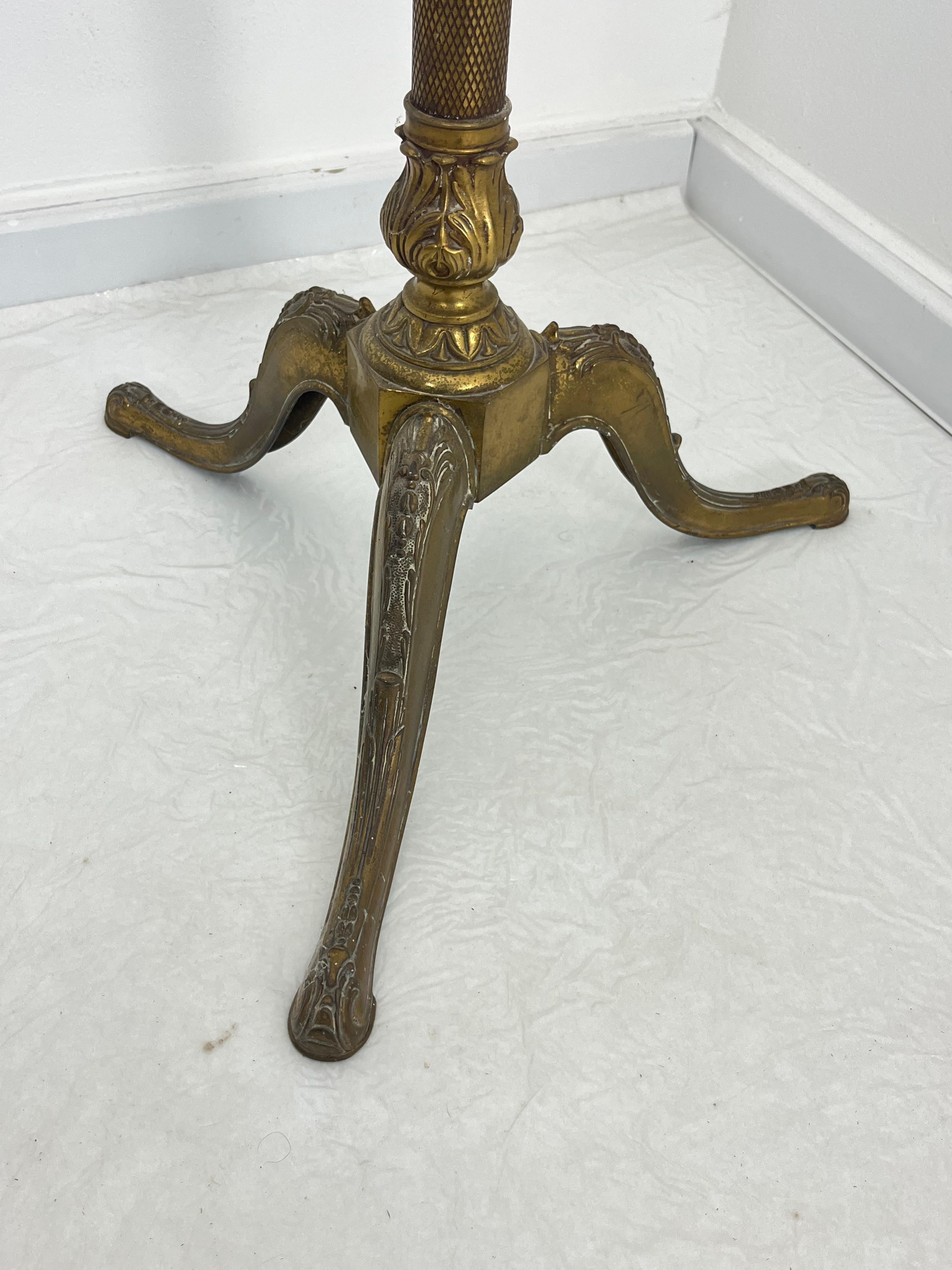 Italienischer Hollywood-Regency-Garderobenständer aus Messing, 1960er Jahre im Angebot 4