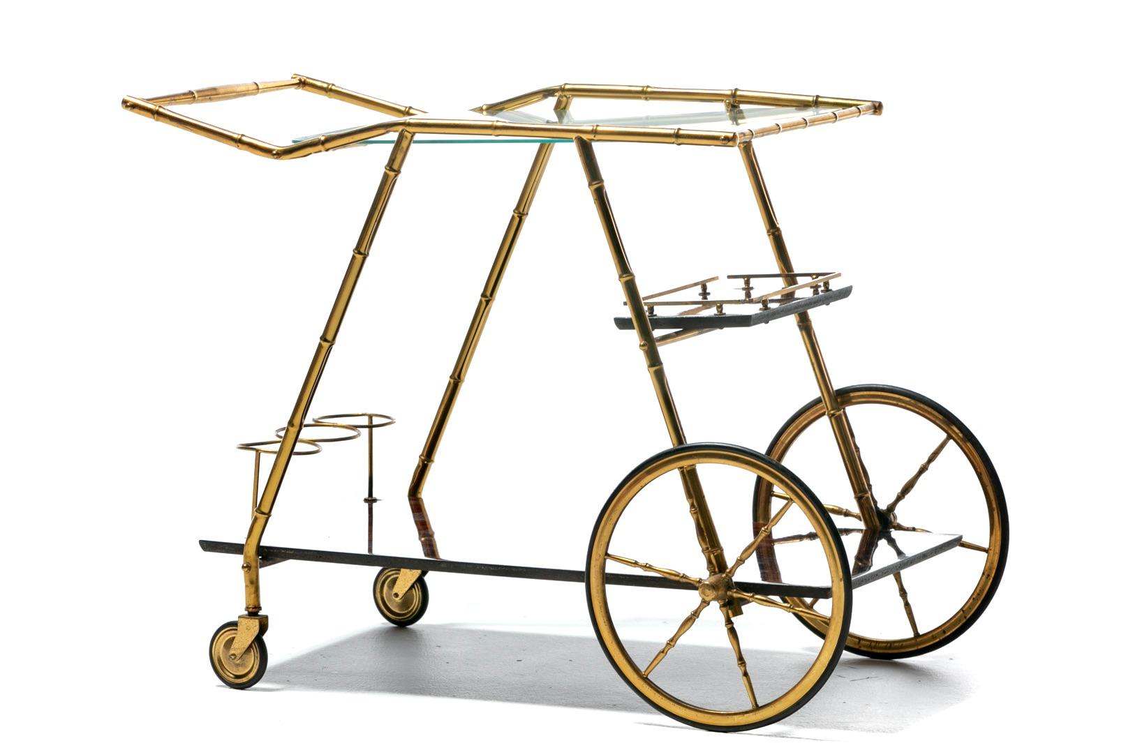 Italian Hollywood Regency Brass Faux Bamboo & Wood Bar Cart circa 1960s For Sale 10