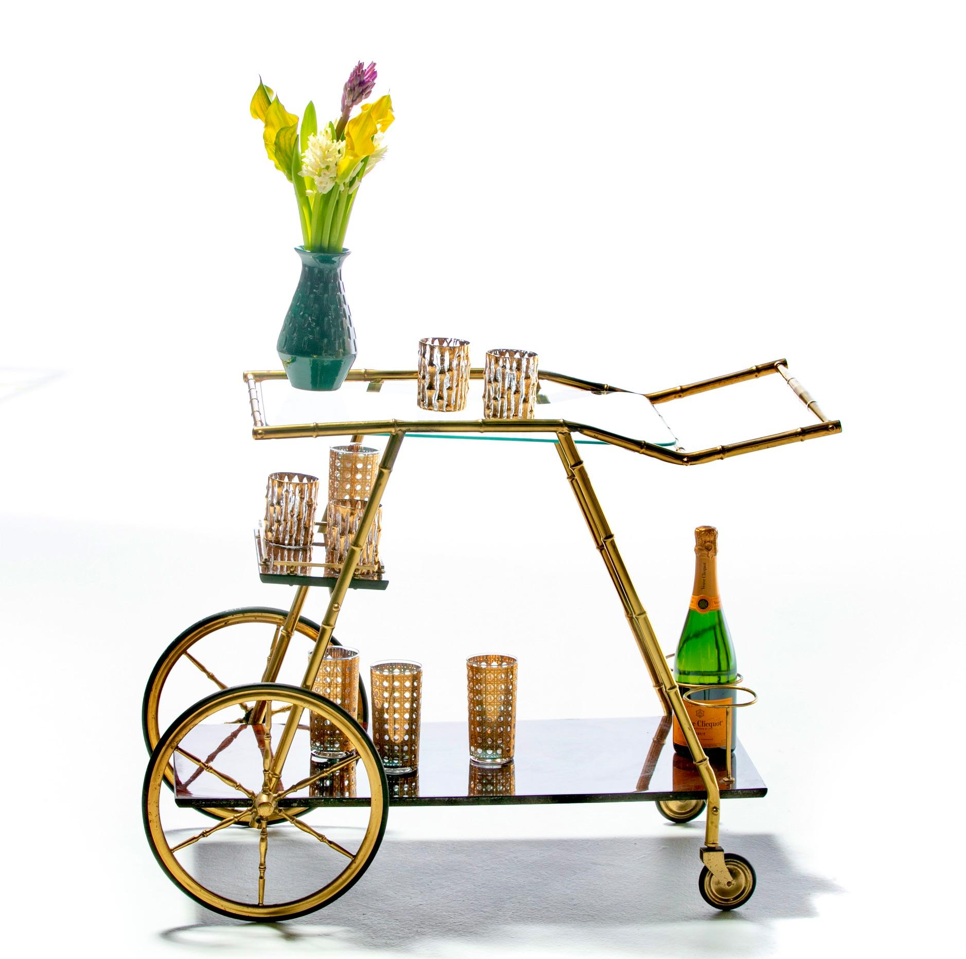 Italian Hollywood Regency Brass Faux Bamboo & Wood Bar Cart circa 1960s For Sale 4