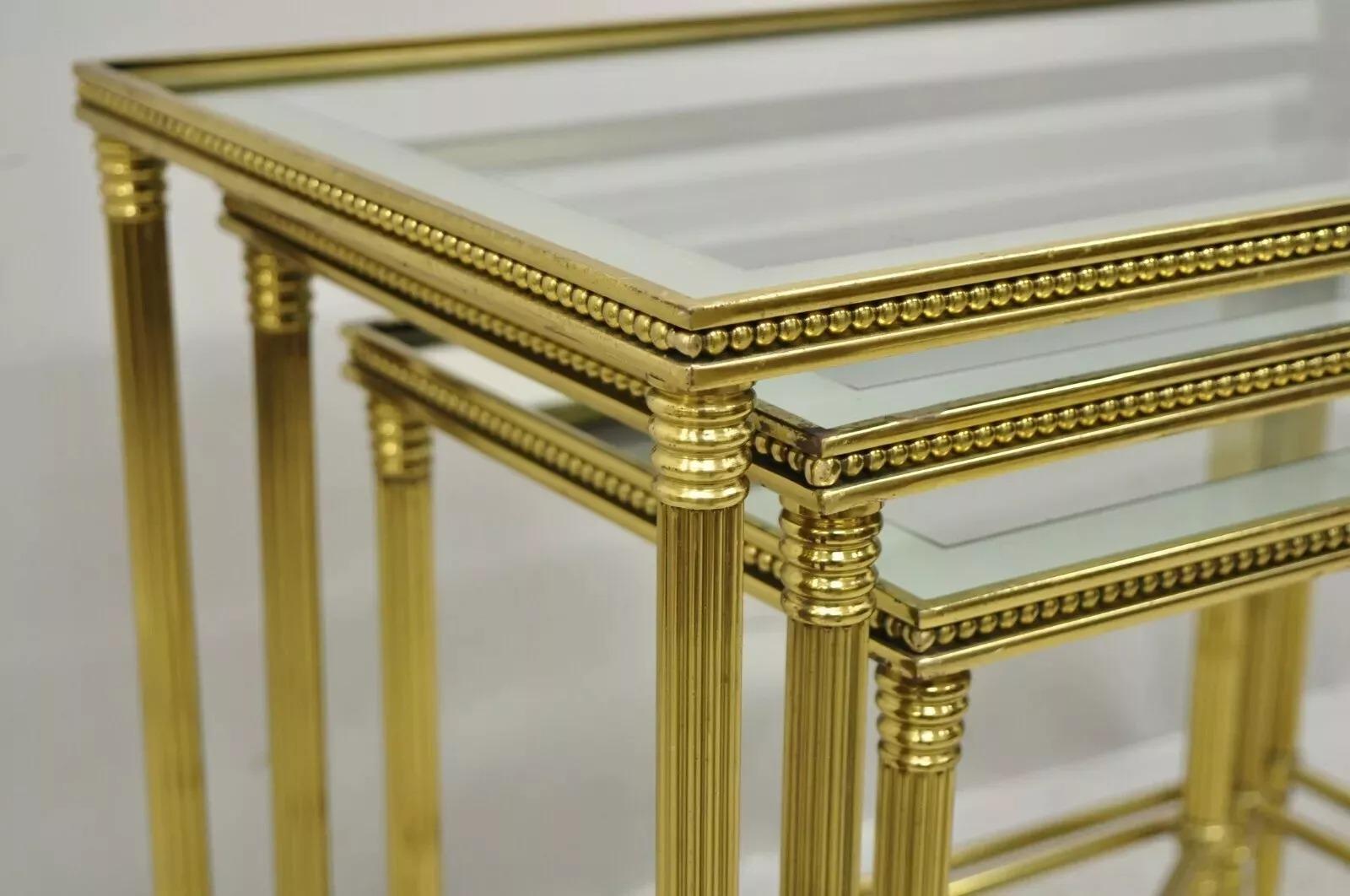 Italian Hollywood Regency Brass Mirror Glass Top Nesting Side Tables - Set 3 In Good Condition For Sale In Philadelphia, PA
