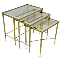 Italienische Hollywood-Regency-Beistelltische mit Spiegelglasplatte aus Messing und Glasspiegeln, Set 3er-Set