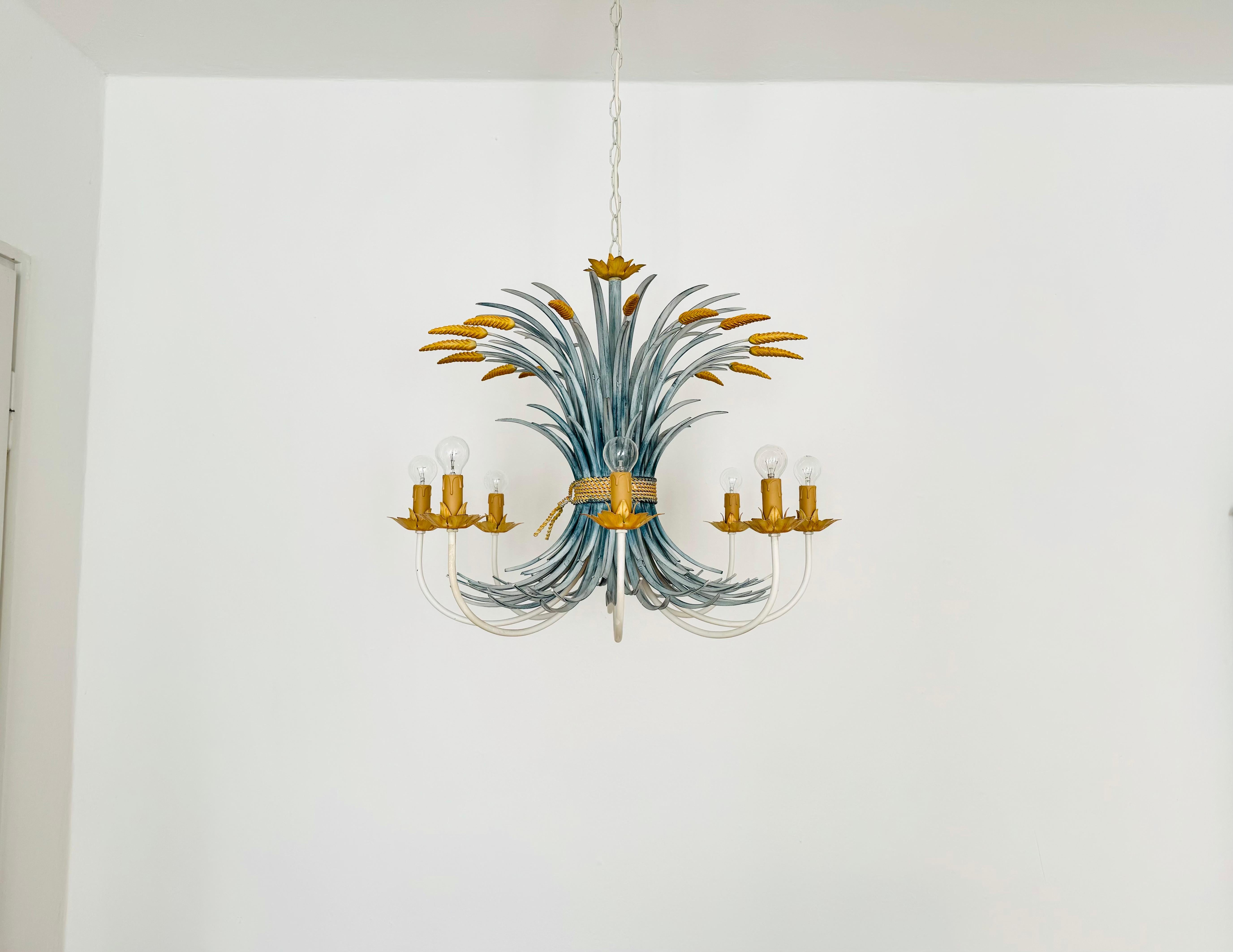 Exceptional decorative chandelier from the 1970s.
Wonderful design and high-quality craftsmanship.
It creates a wonderful light.
Rare version in this color combination.

Design: Hans Kögl

Condition:

Very good vintage condition with slight signs of