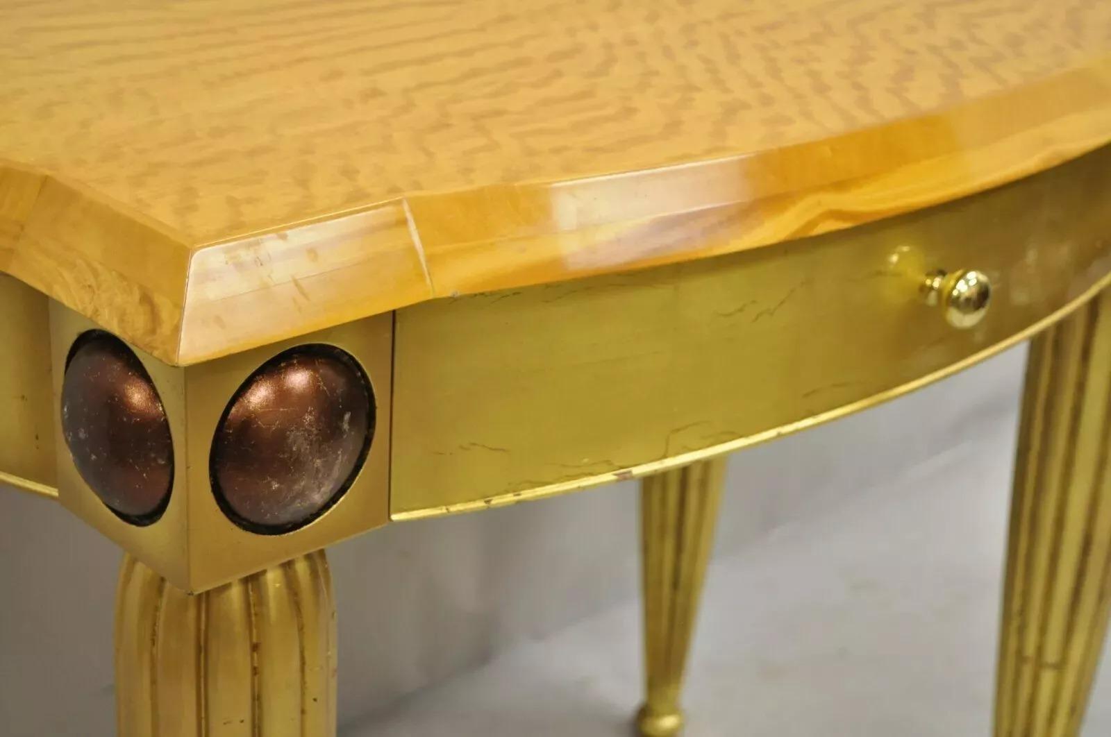 Italienische Hollywood Regency gewelltes Ahornholz vergoldetes Blatt 1 Schublade Konsole Hall Tisch im Angebot 3