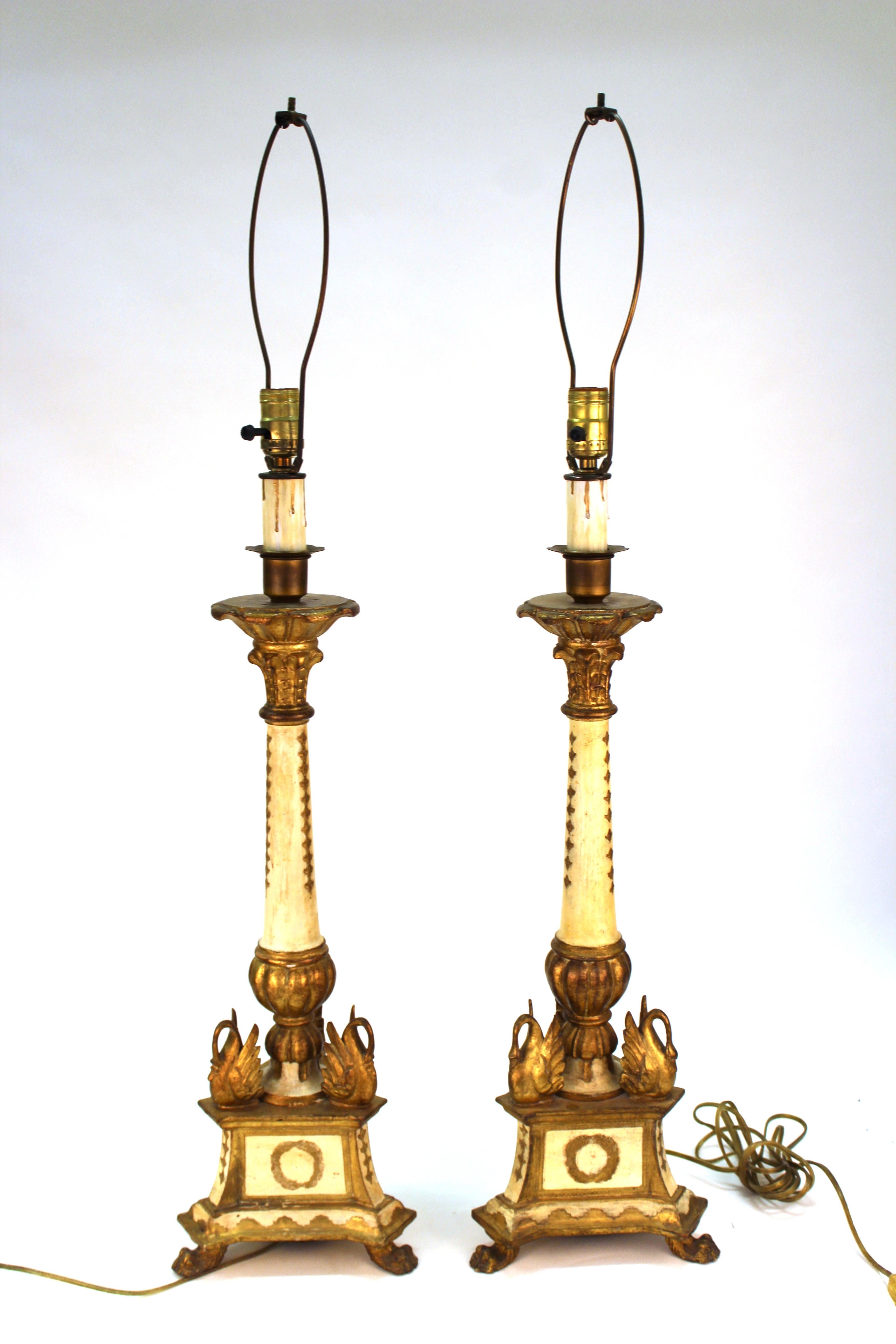 Italian Hollywood Regency Florentine Table Lamps with Swans In Good Condition In New York, NY