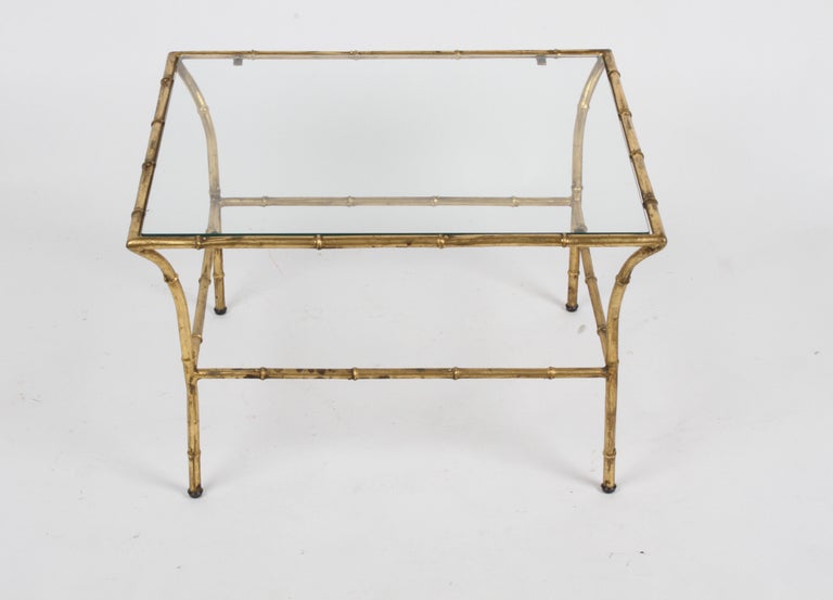 Italian Hollywood Regency Gold Gilt Faux Bamboo Glass Top Side or End Table In Good Condition For Sale In St. Louis, MO