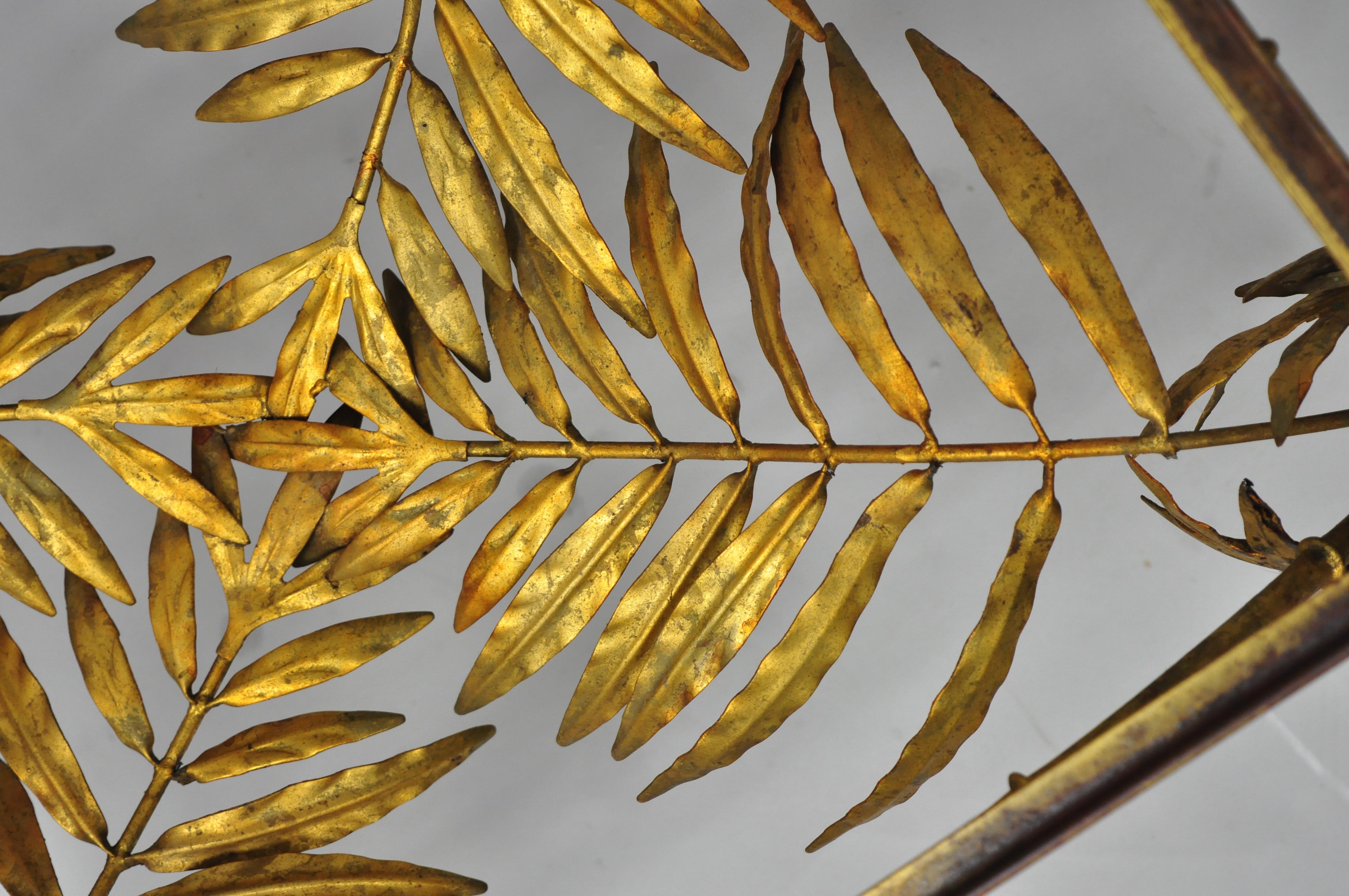 20th Century Italian Hollywood Regency Gold Gilt Metal Palm Leaf Iron Glass Coffee Side Table