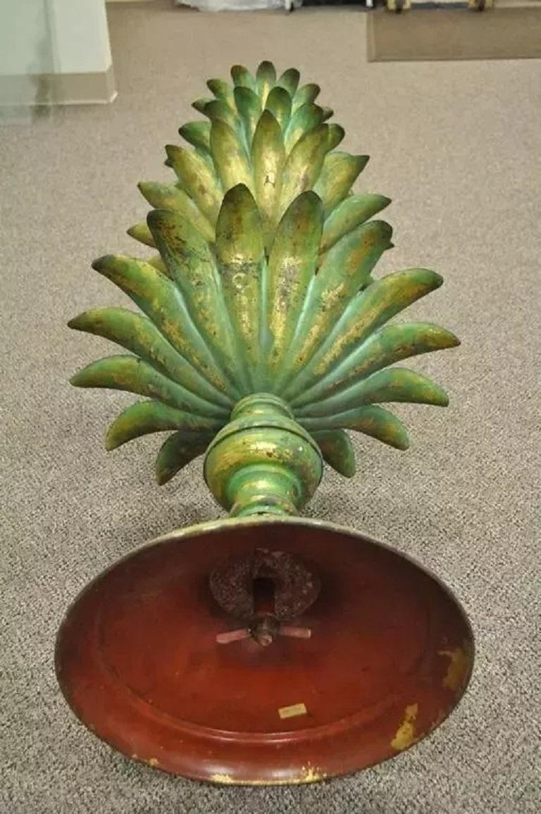Statue de sculpture italienne Hollywood Regency en métal doré vert et feuille de palmier de 60 pouces en vente 2