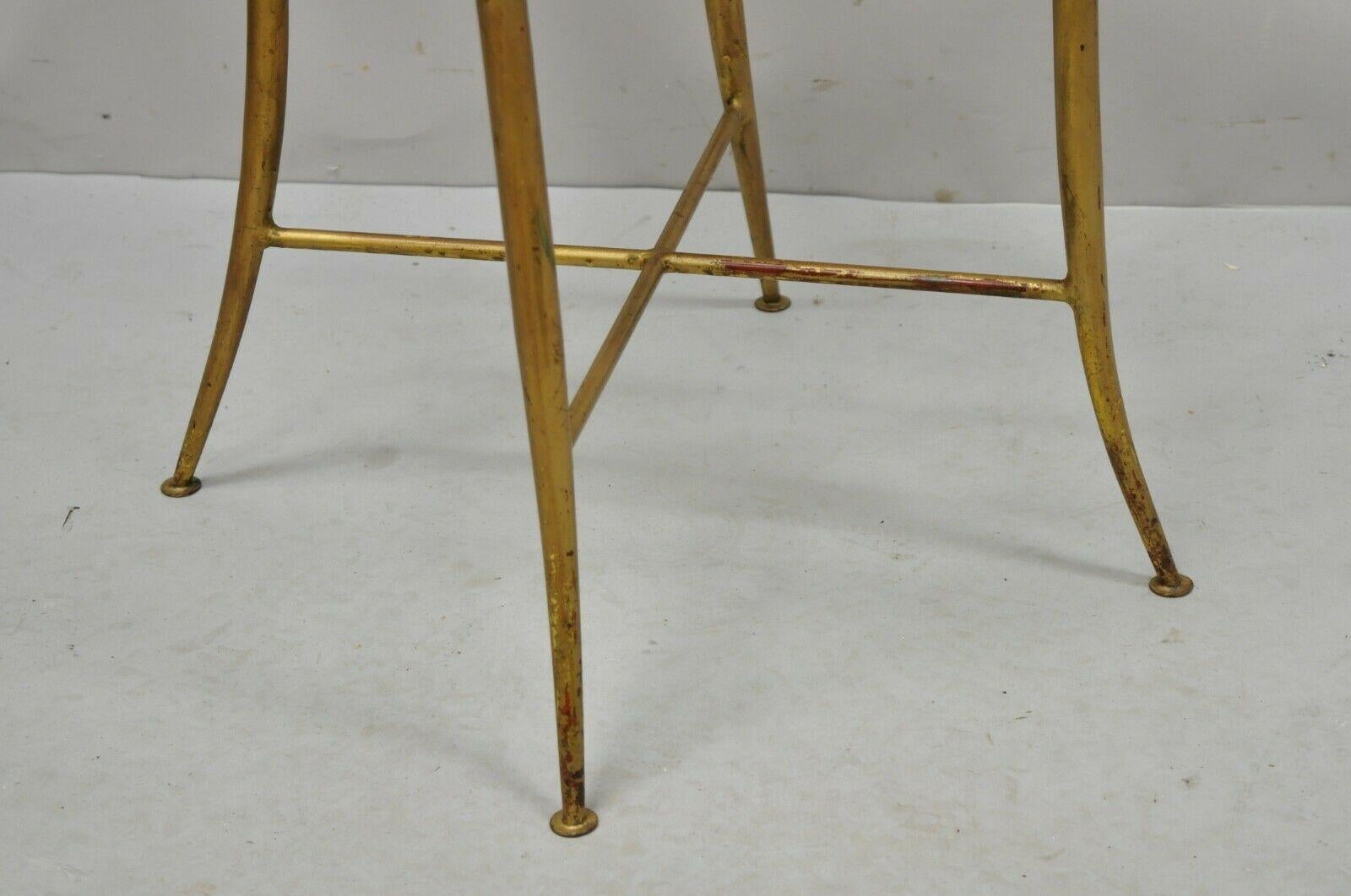 Italienischer Salvadori-Stuhl im Hollywood-Regency-Stil aus Eisen, Zinn und Metall, vergoldet, Weizengarn im Angebot 4