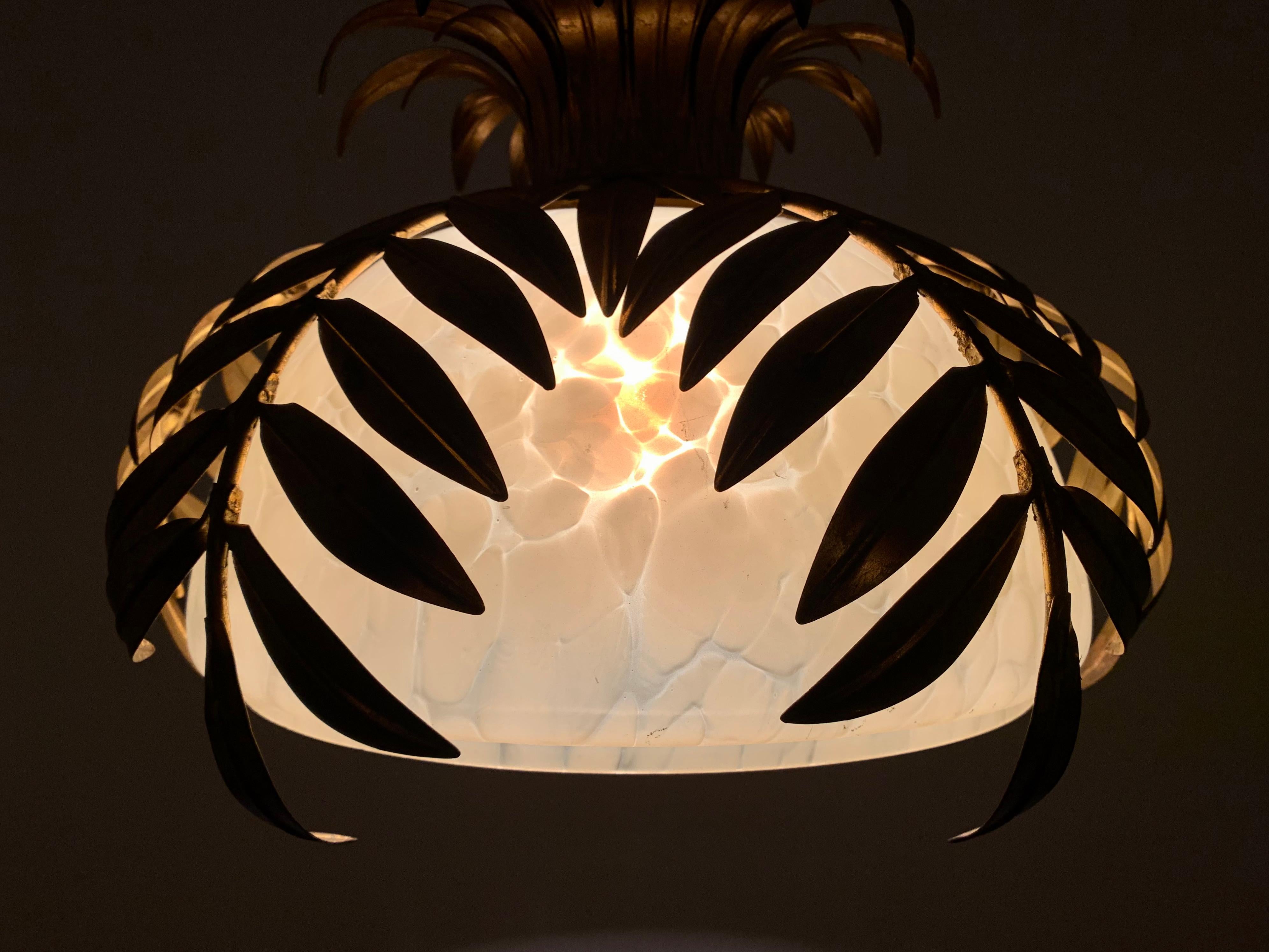 Italian Hollywood Regency Palm Leaf Pendant Lamp by Hans Kögl For Sale 7