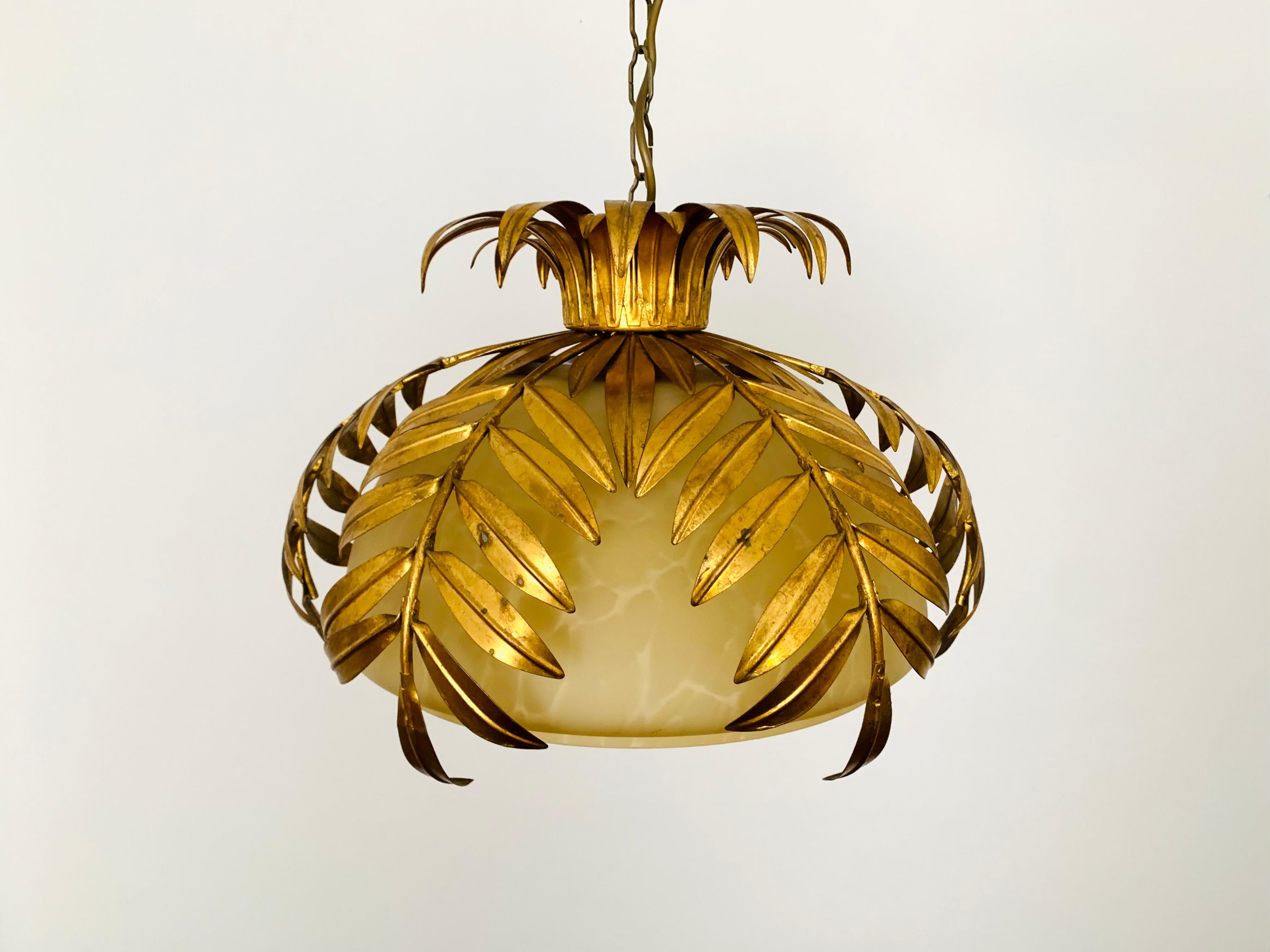 Mid-Century Modern Italian Hollywood Regency Palm Leaf Pendant Lamp by Hans Kögl For Sale