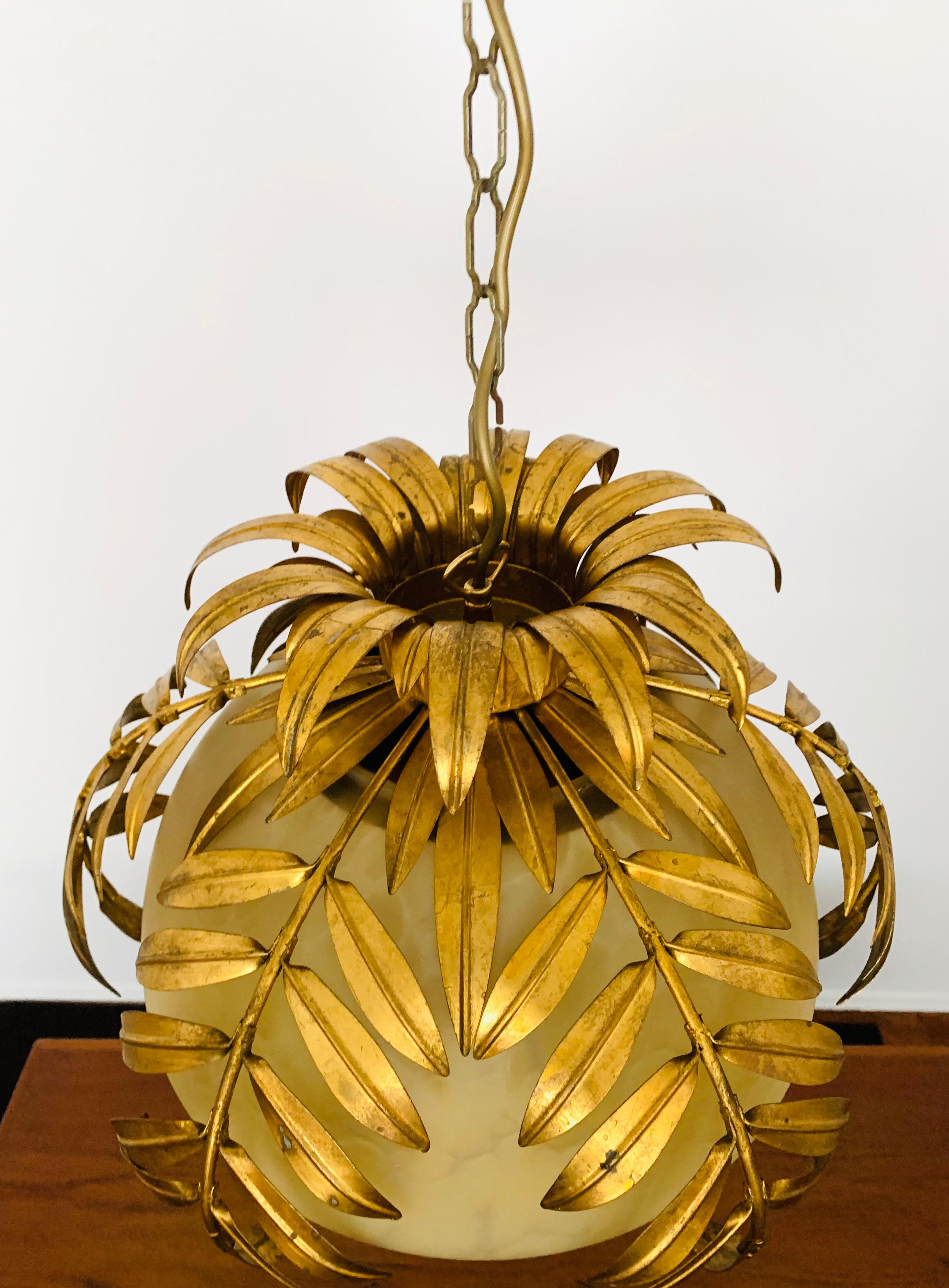 Italian Hollywood Regency Palm Leaf Pendant Lamp by Hans Kögl For Sale 2