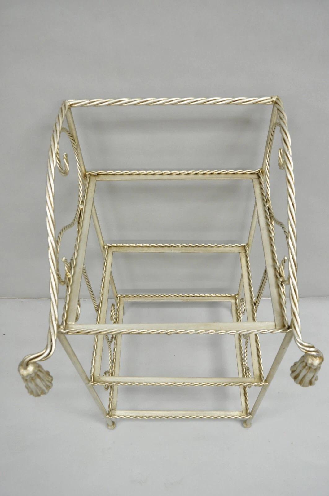 Italienisch Hollywood Regency Silber Eisen Quaste 3 Tier Etagere Handtuchhalter Stand (20. Jahrhundert) im Angebot
