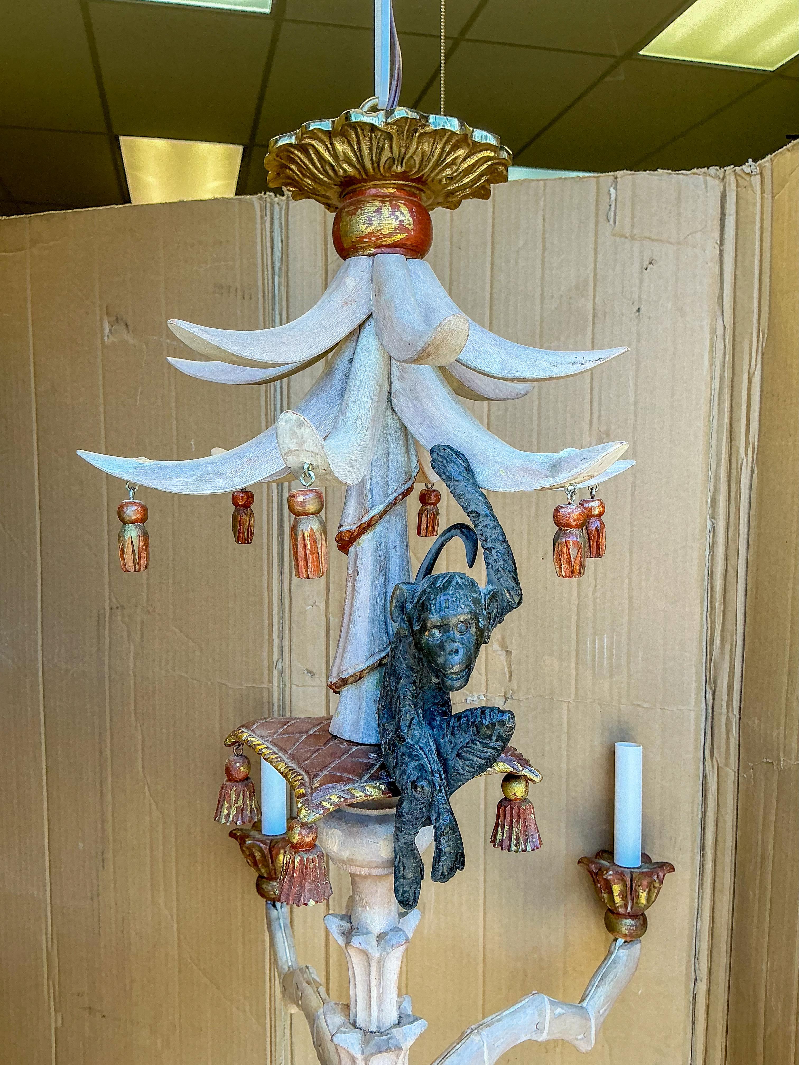 Italian Hollywood Regency Style Carved Wood Monkey & Palm Pagoda / Chinoiserie C In Good Condition In Kennesaw, GA