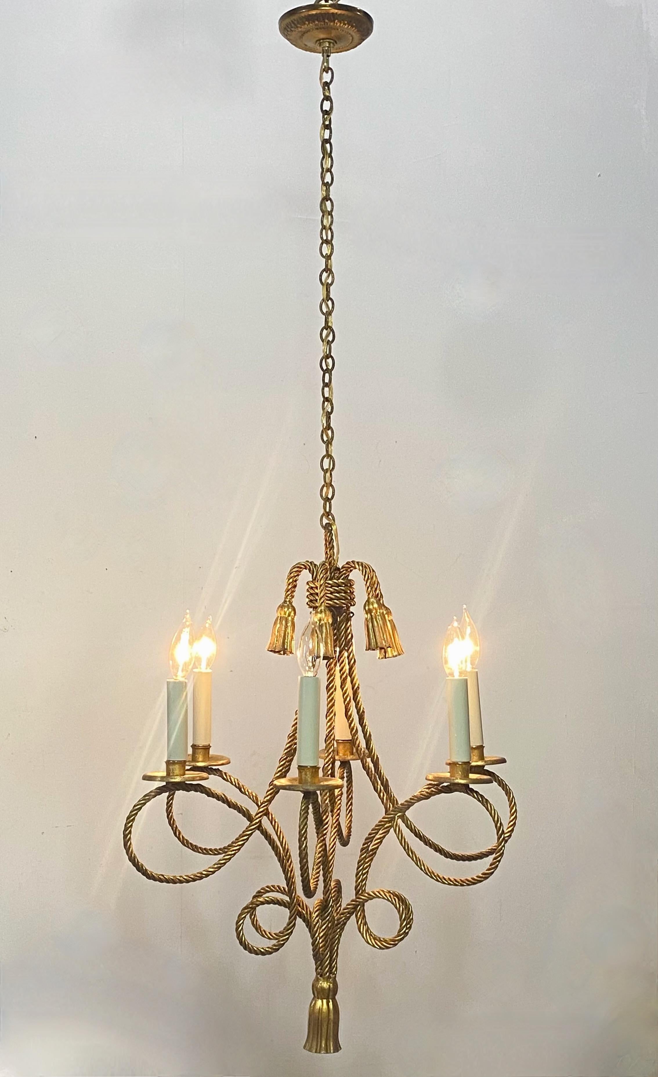Italian Hollywood Regency Style Twisted Rope and Tassel Chandelier In Good Condition For Sale In San Francisco, CA