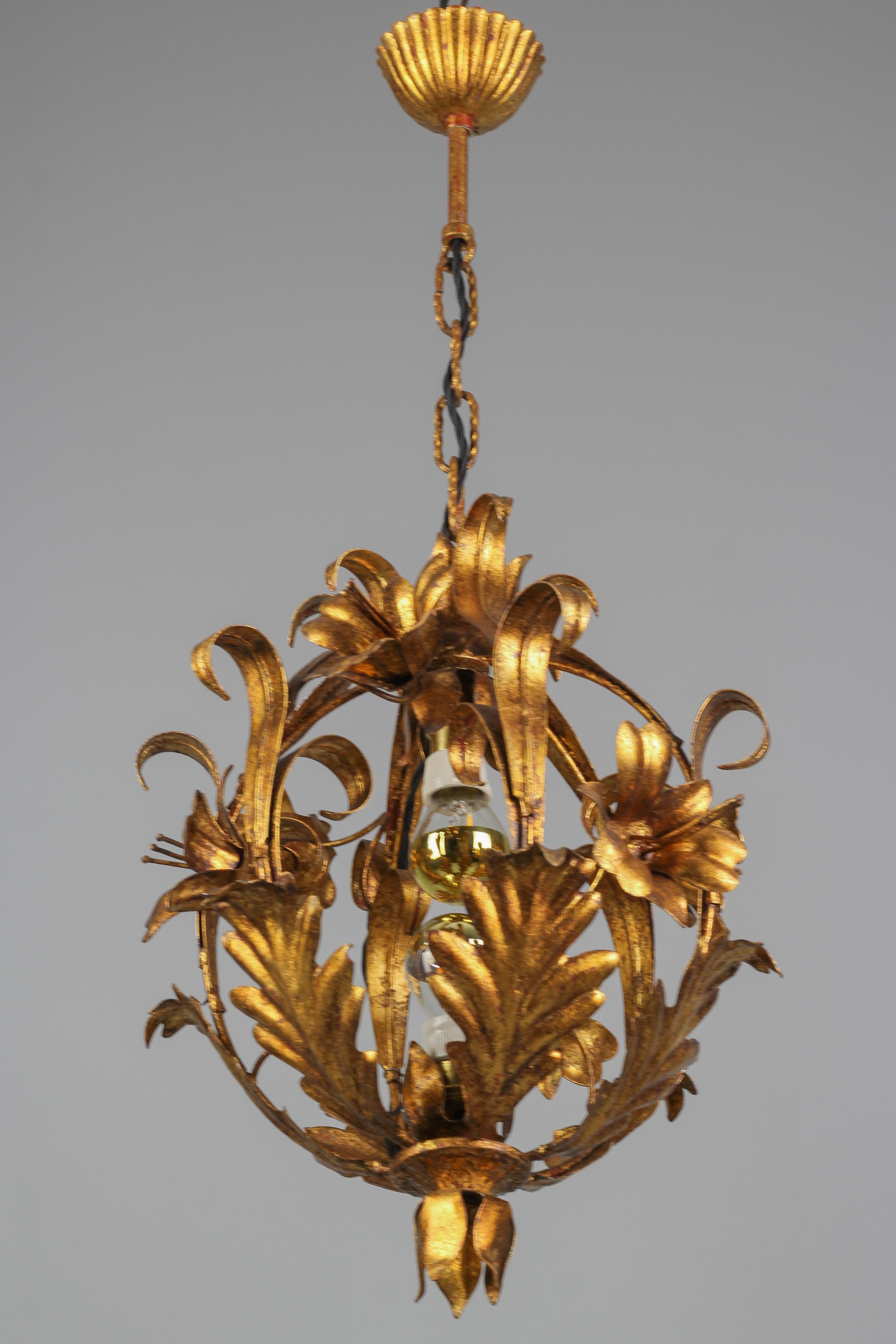 Italian Hollywood Regency Tole Two-Light Pendant Chandelier with Lilies 7