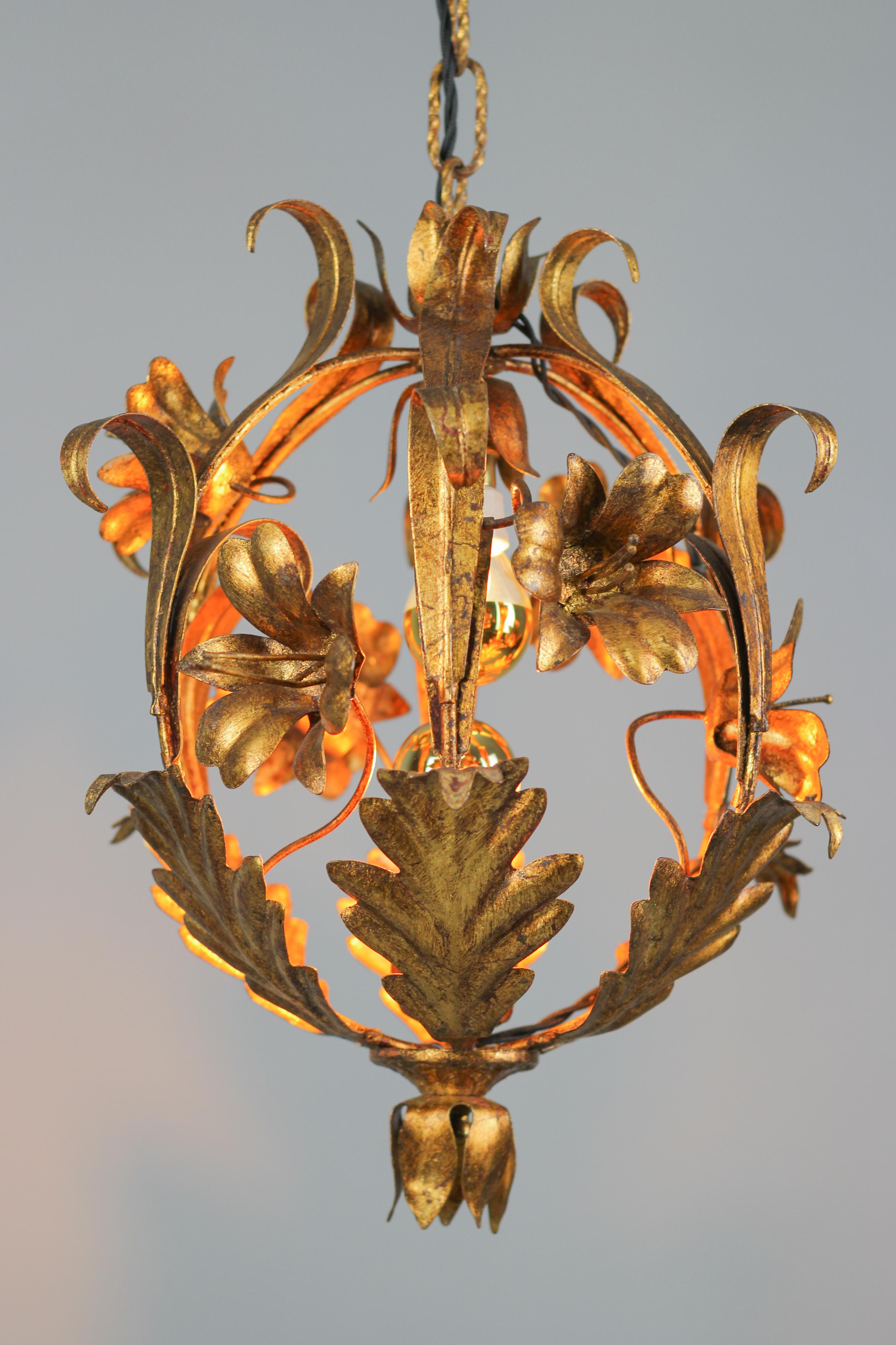 Italian Hollywood Regency Tole Two-Light Pendant Chandelier with Lilies 3