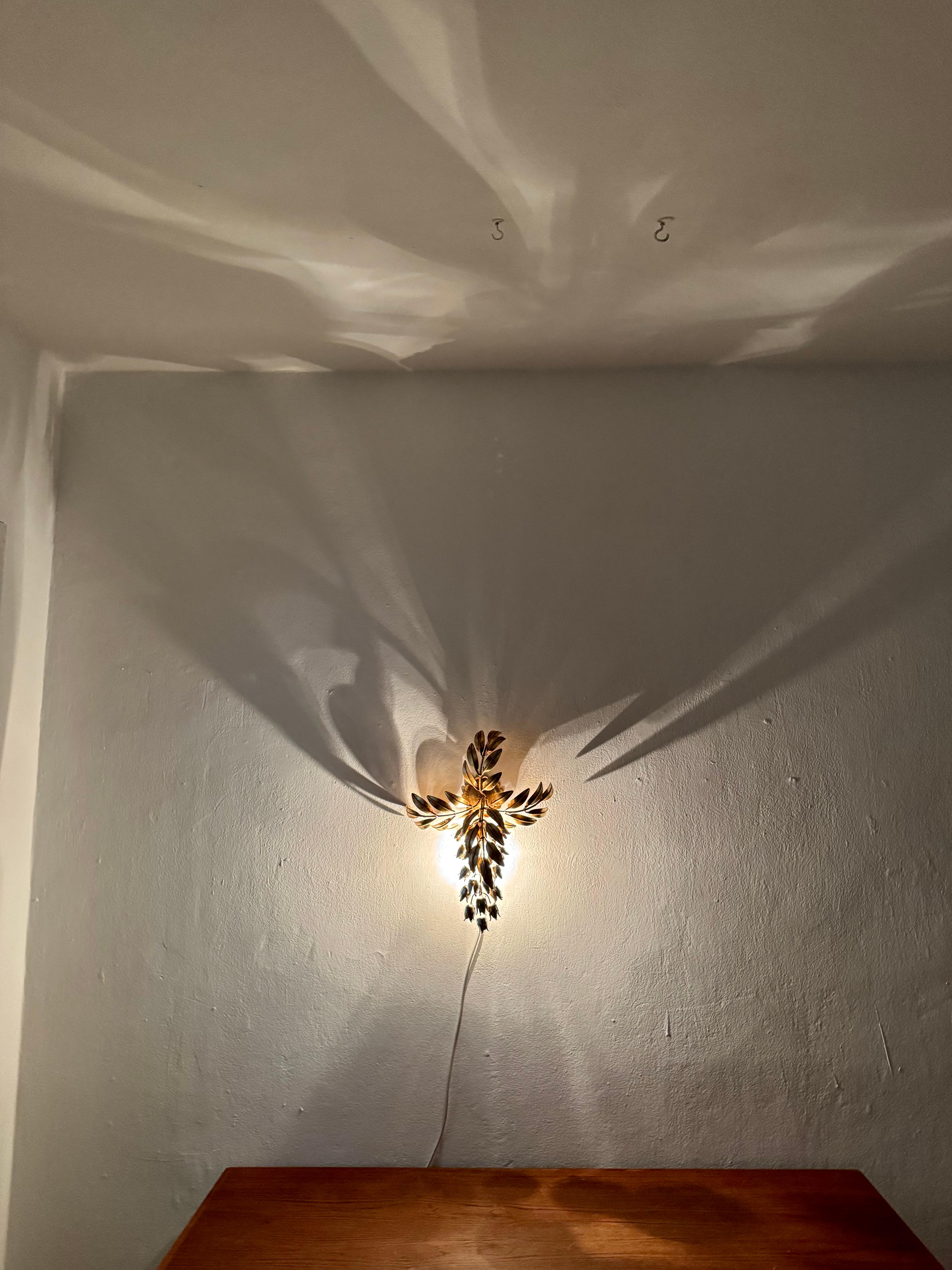 Italian Hollywood Regency Wall Lamp by Hans Kögl For Sale 4
