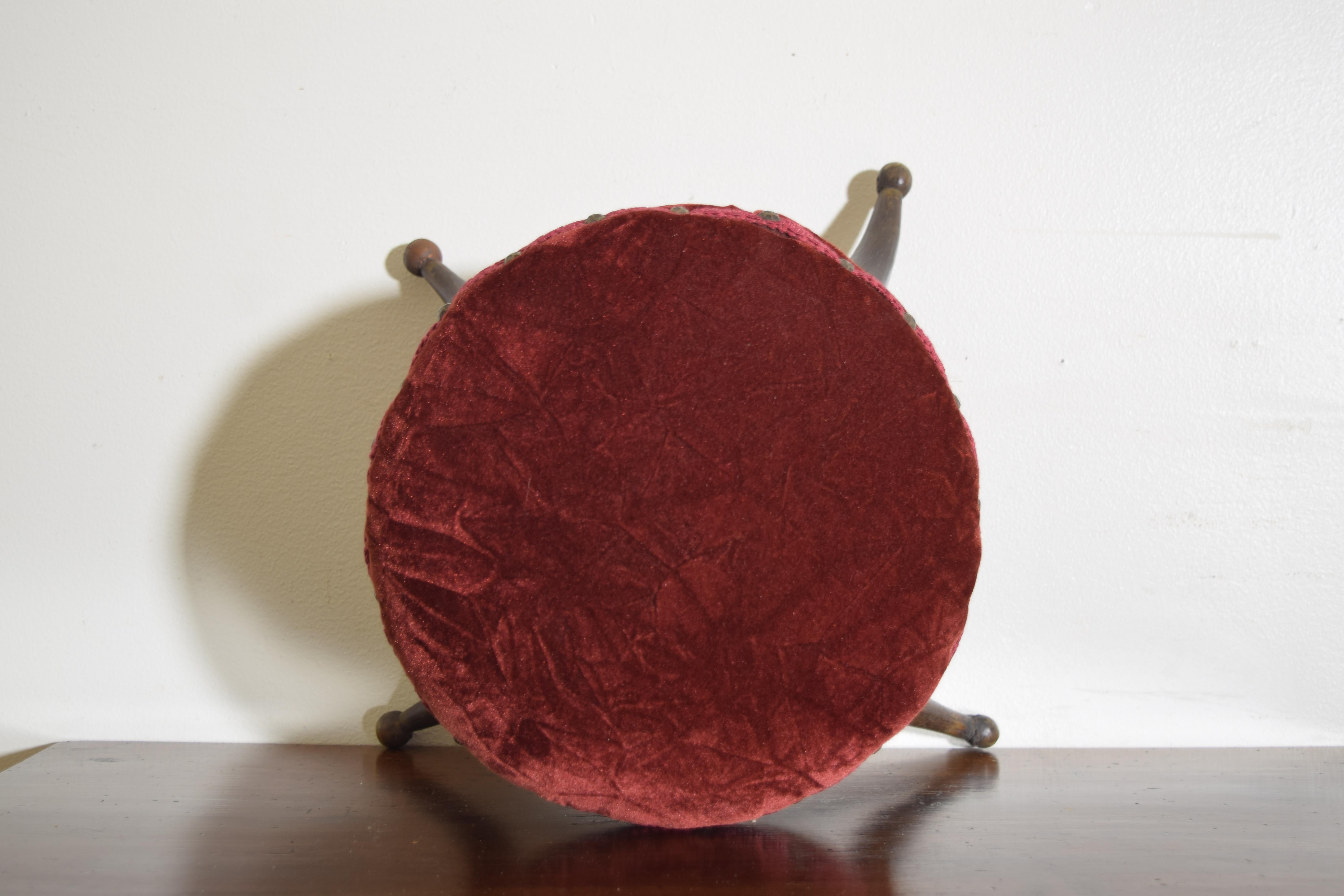 Tabouret italien en corne et tapissé, dernier quart du 19e siècle en vente 2
