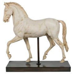 Sculpture italienne de cheval 20ème siècle Plâtre