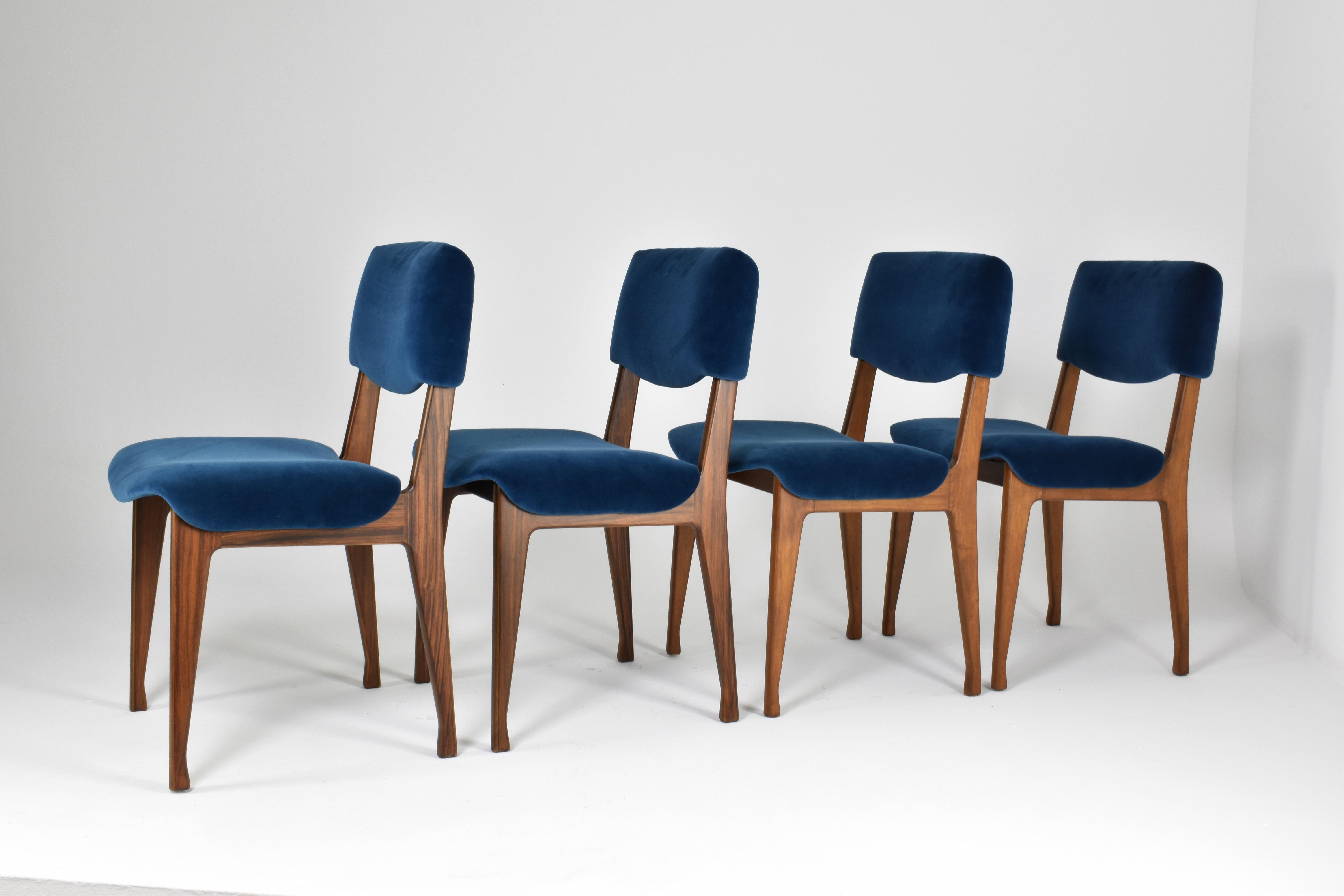 Mid-Century Modern Italian Ico Parisi Wooden Dining Chairs, Set of Four, 1950s-60s For Sale