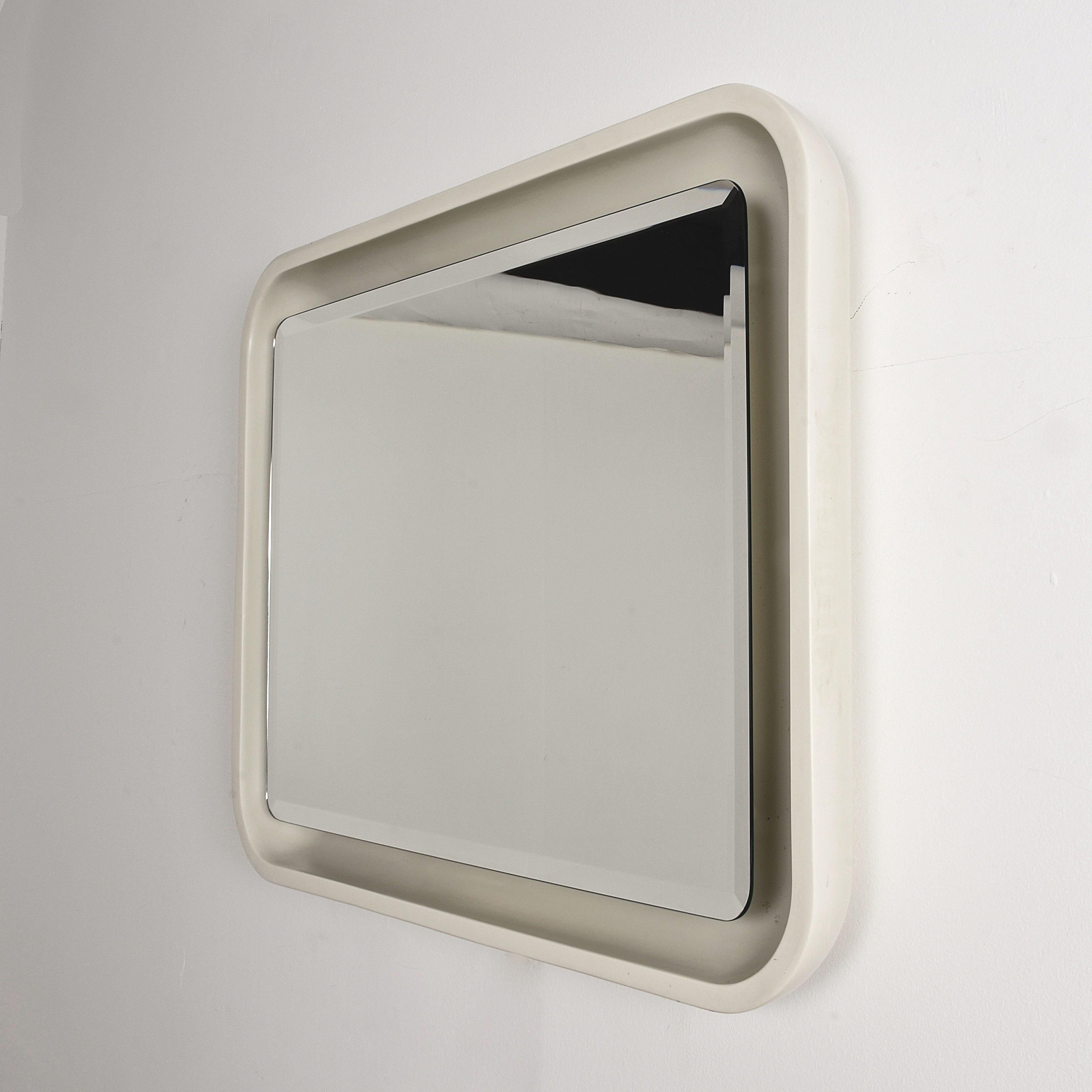 Mid-Century Modern Italian Illuminated Backlit Rectangular Mirror, White, Italy, 1970s Midcentury