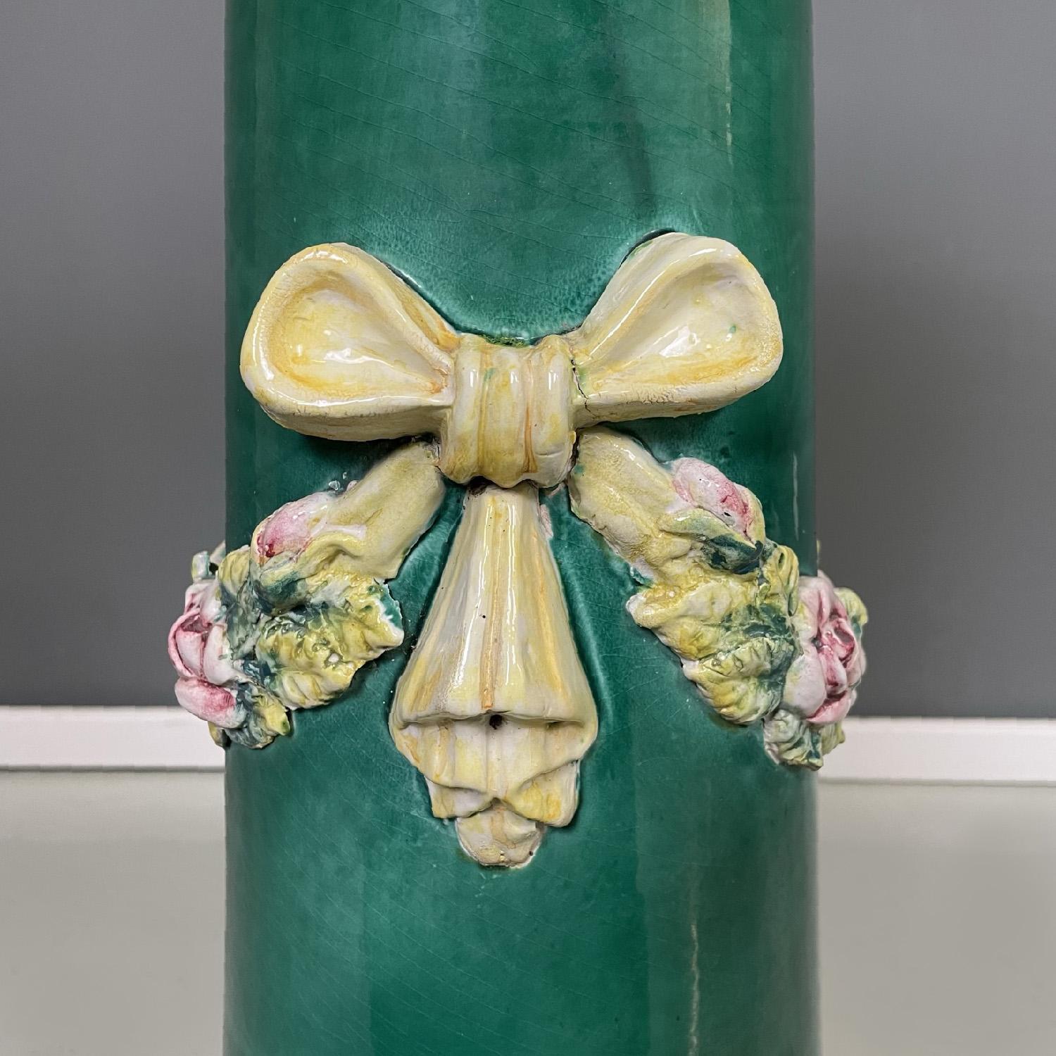 Italian imperial style green ceramic columns pedestals bows and flowers, 1930s For Sale 5