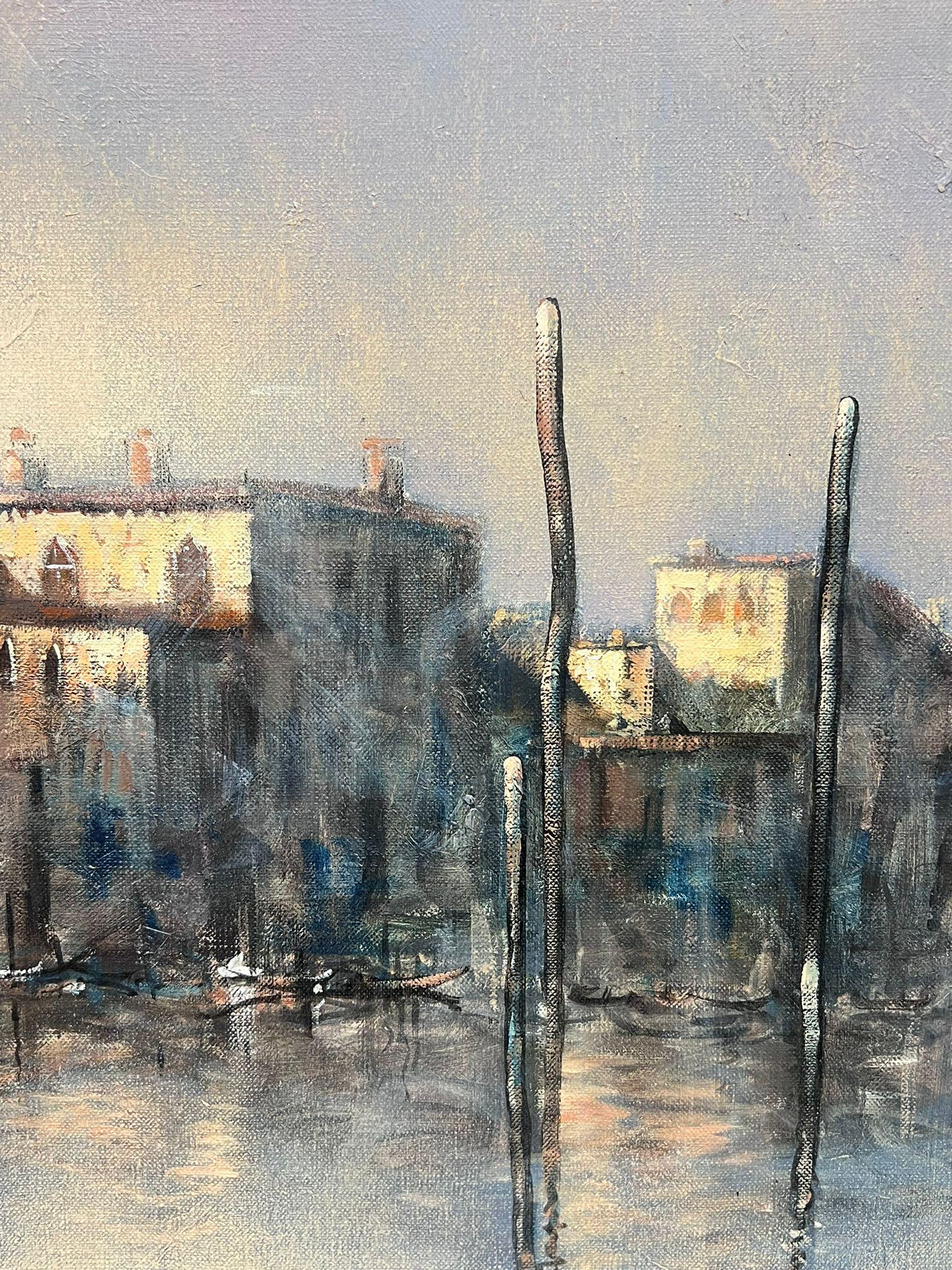 El Gran Canal de Venecia
Artista impresionista italiano, segunda mitad del siglo XX
firmado indistintamente 
óleo sobre lienzo, sin enmarcar
Lienzo: 26 x 32 pulgadas
Procedencia: Colección privada
Estado: muy buen estado 

Para más información,
