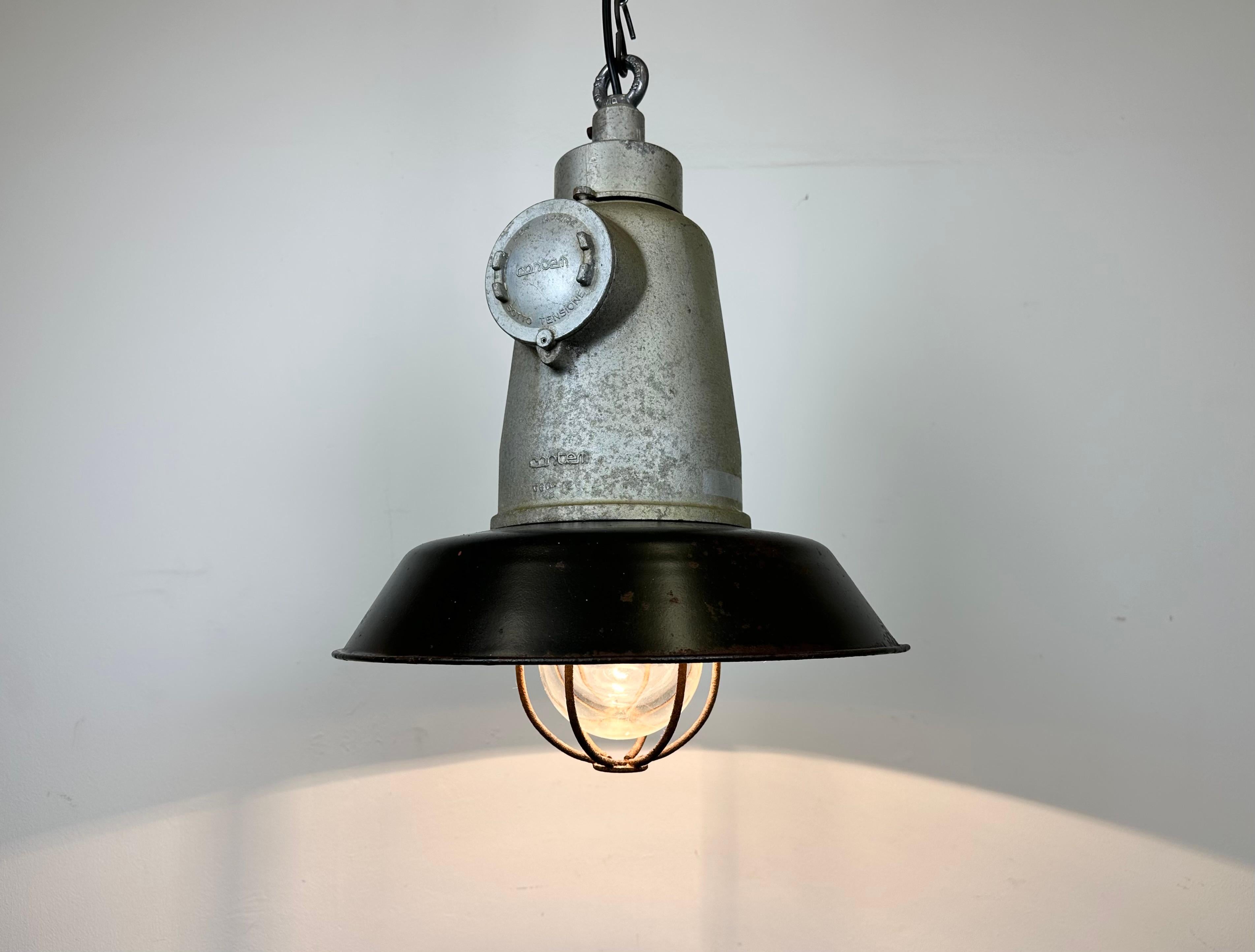 Italian Industrial Black Enamel Cage Pendant Light from Cortem, 1960s For Sale 8