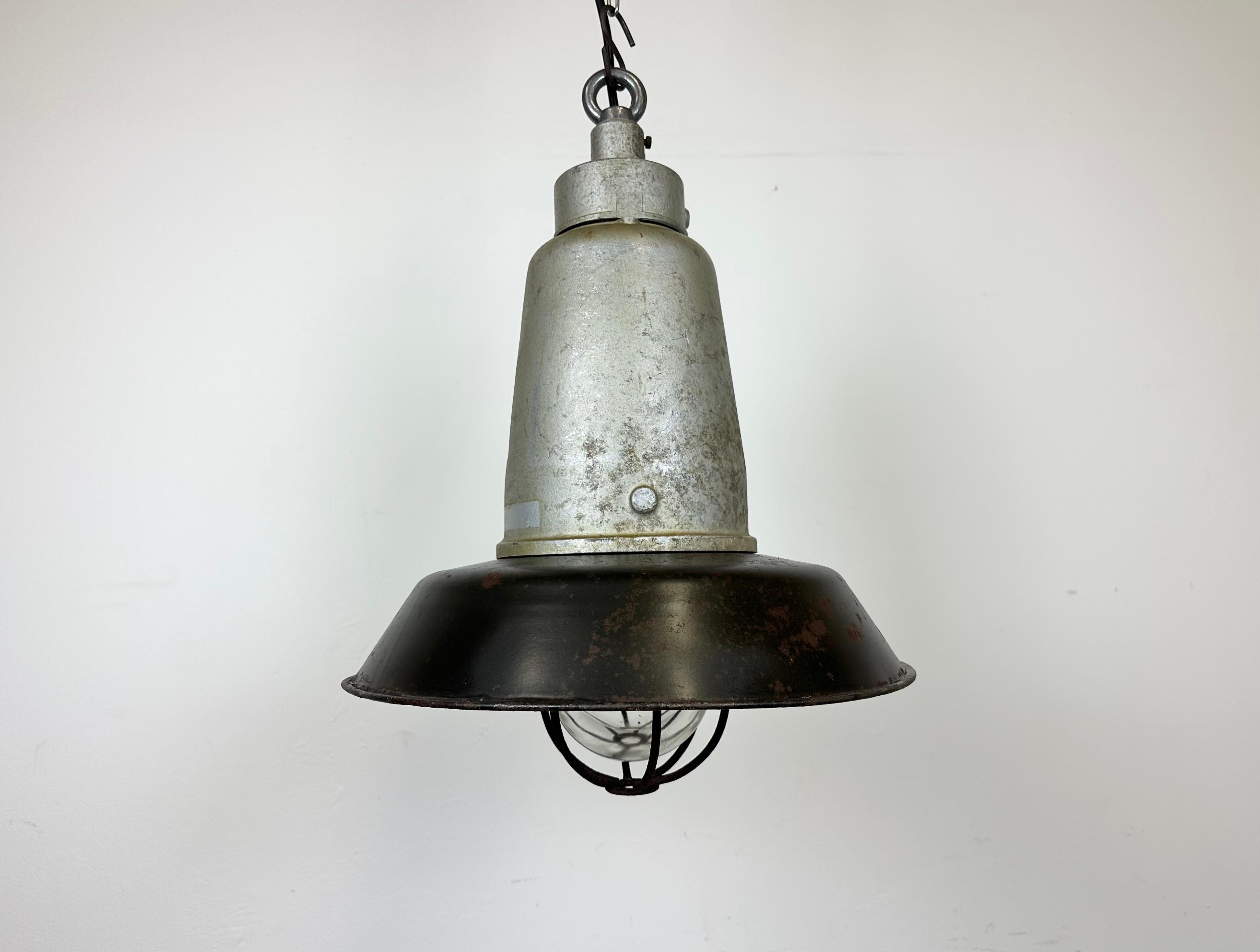 Italian Industrial Black Enamel Cage Pendant Light from Cortem, 1960s For Sale 11