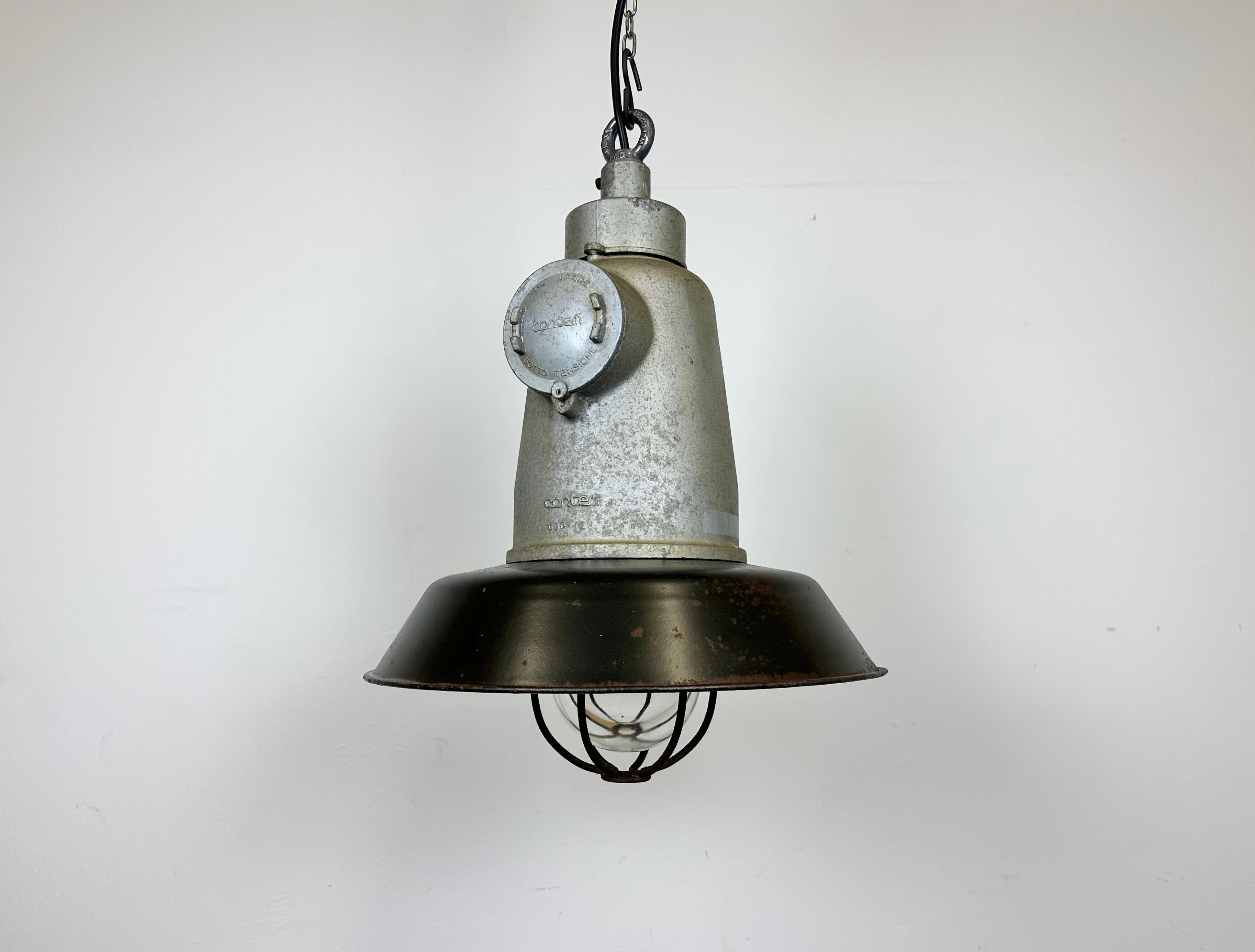 Italian Industrial Black Enamel Cage Pendant Light from Cortem, 1960s In Good Condition For Sale In Kojetice, CZ