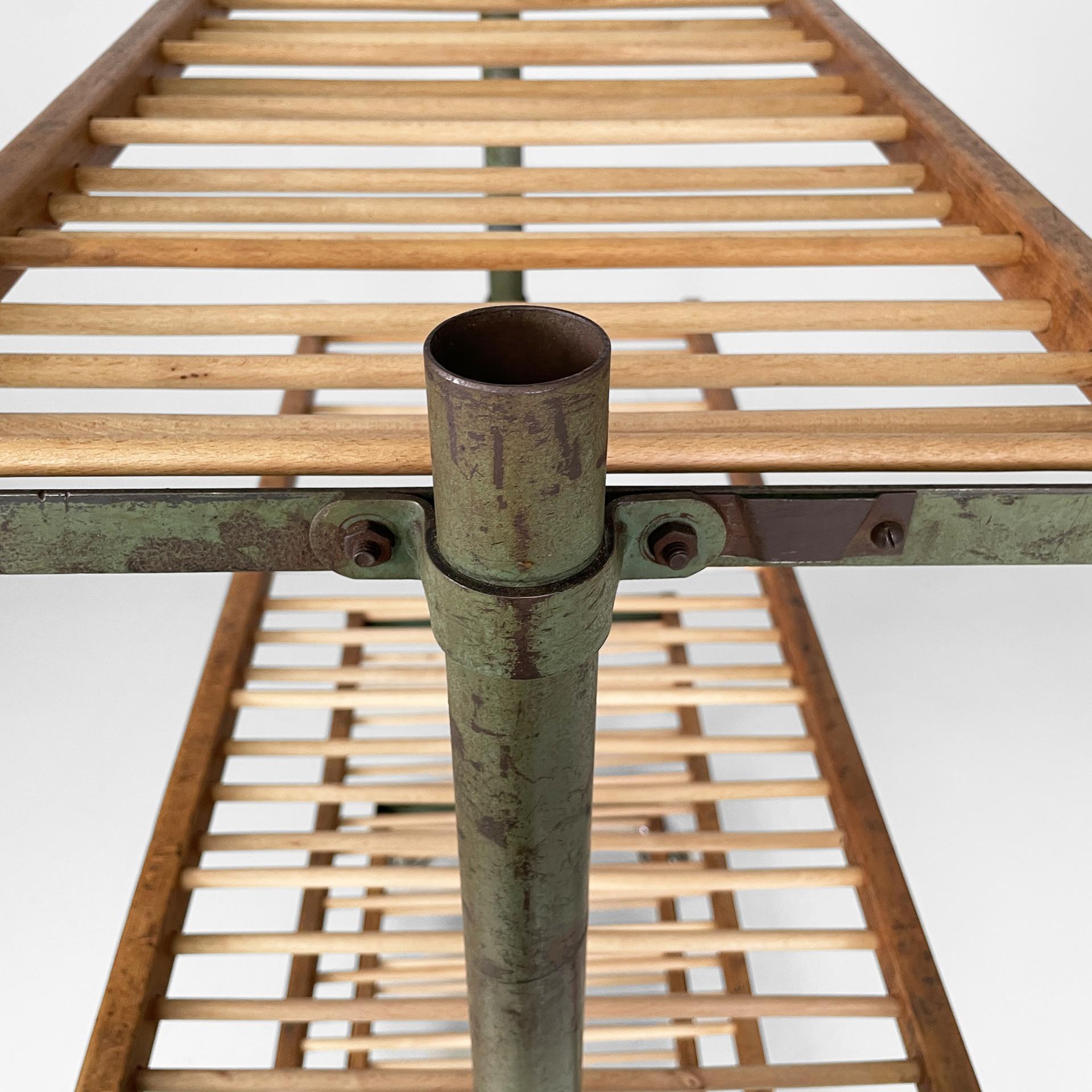 Early 20th Century Italian industrial cart in wood and green metal, 1920s For Sale